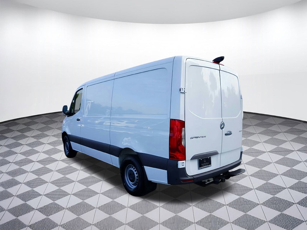New 2025 Mercedes-Benz Sprinter 2500 Standard Roof 4-Cyl Diesel HO Van Cargo Van
