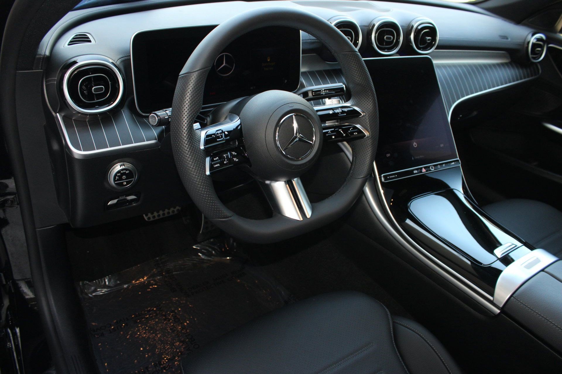 2022 Mercedes Benz C 300 Sedan photo 4