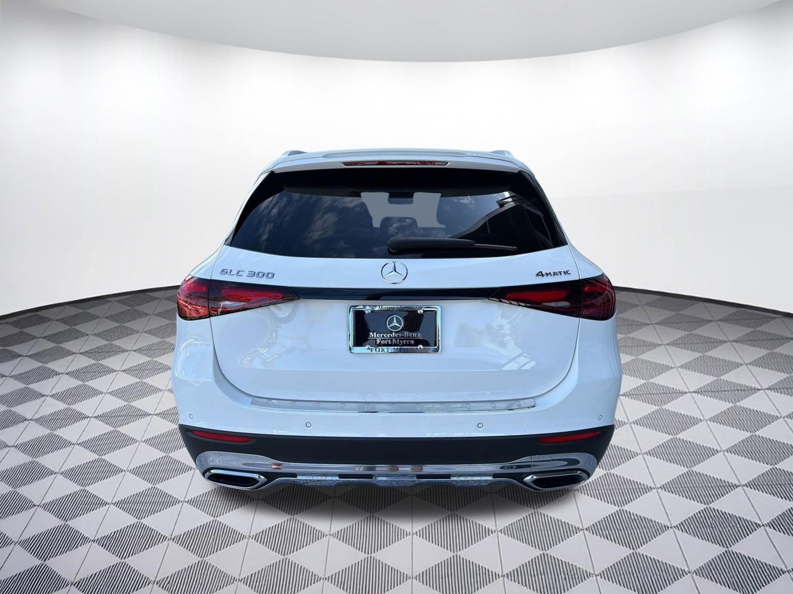 2026 Mercedes-Benz GLC Base - Photo 10