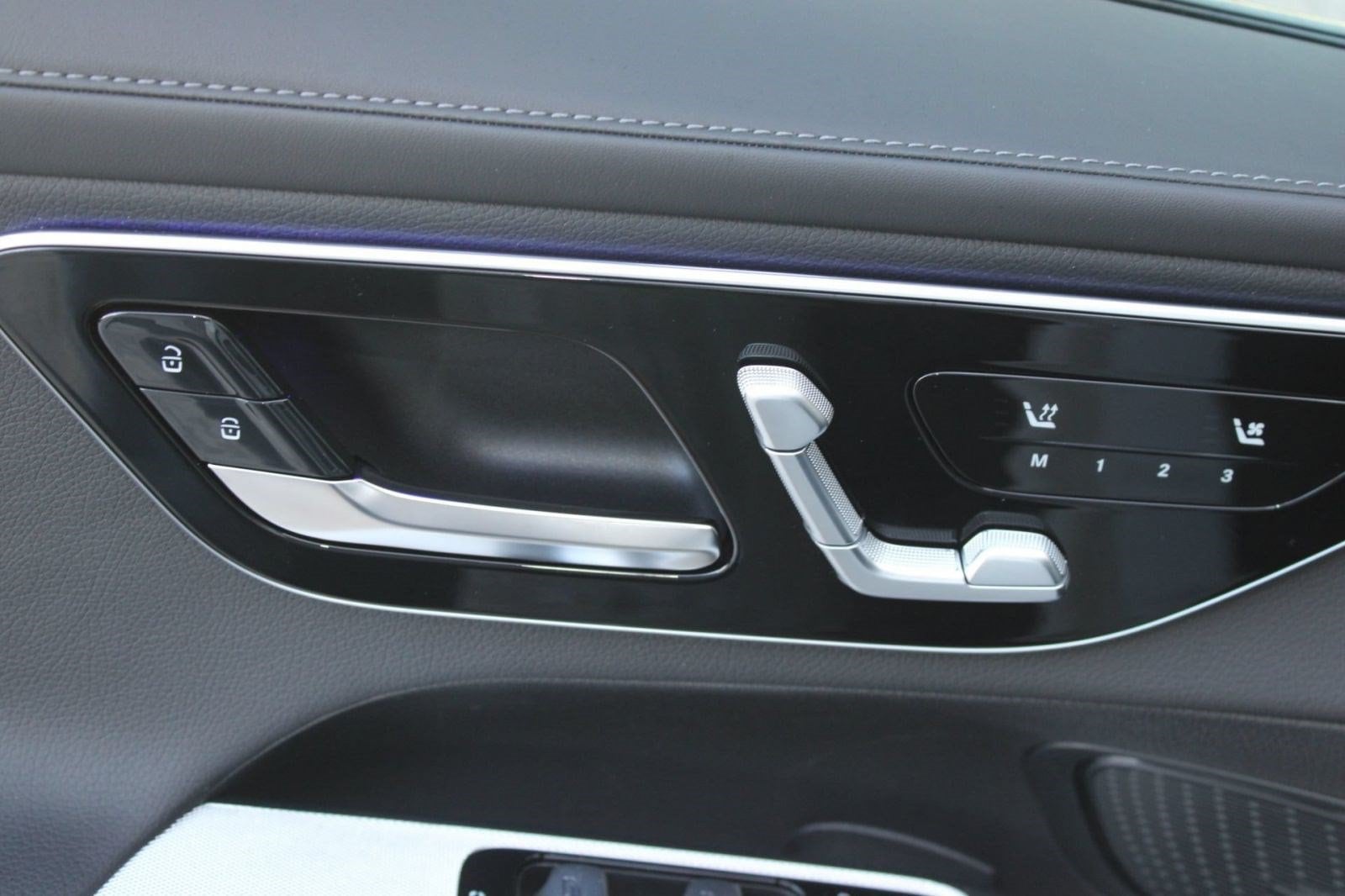 2026 Mercedes-Benz GLC Base - Photo 13