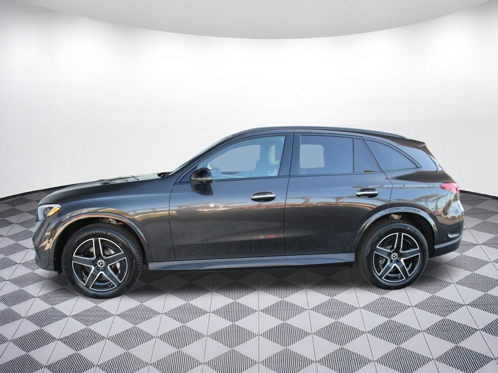 New 2026 Mercedes-Benz GLC 300 SUV