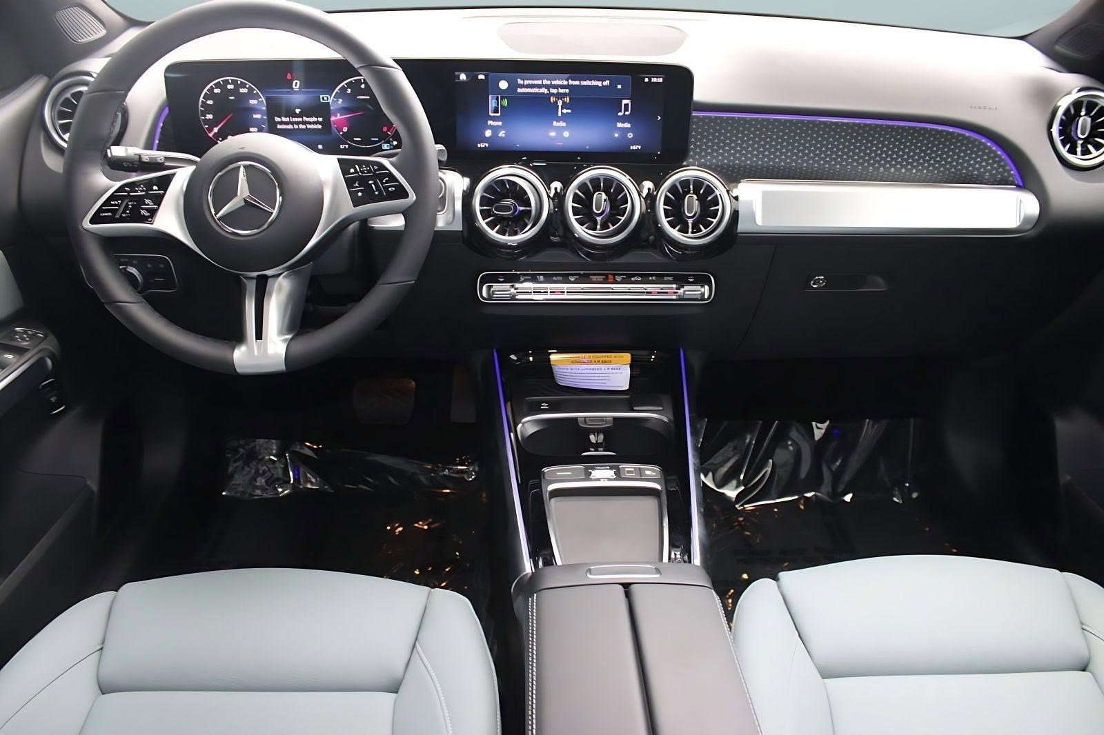 2026 Mercedes-Benz GLB GLB 250 - Photo 16