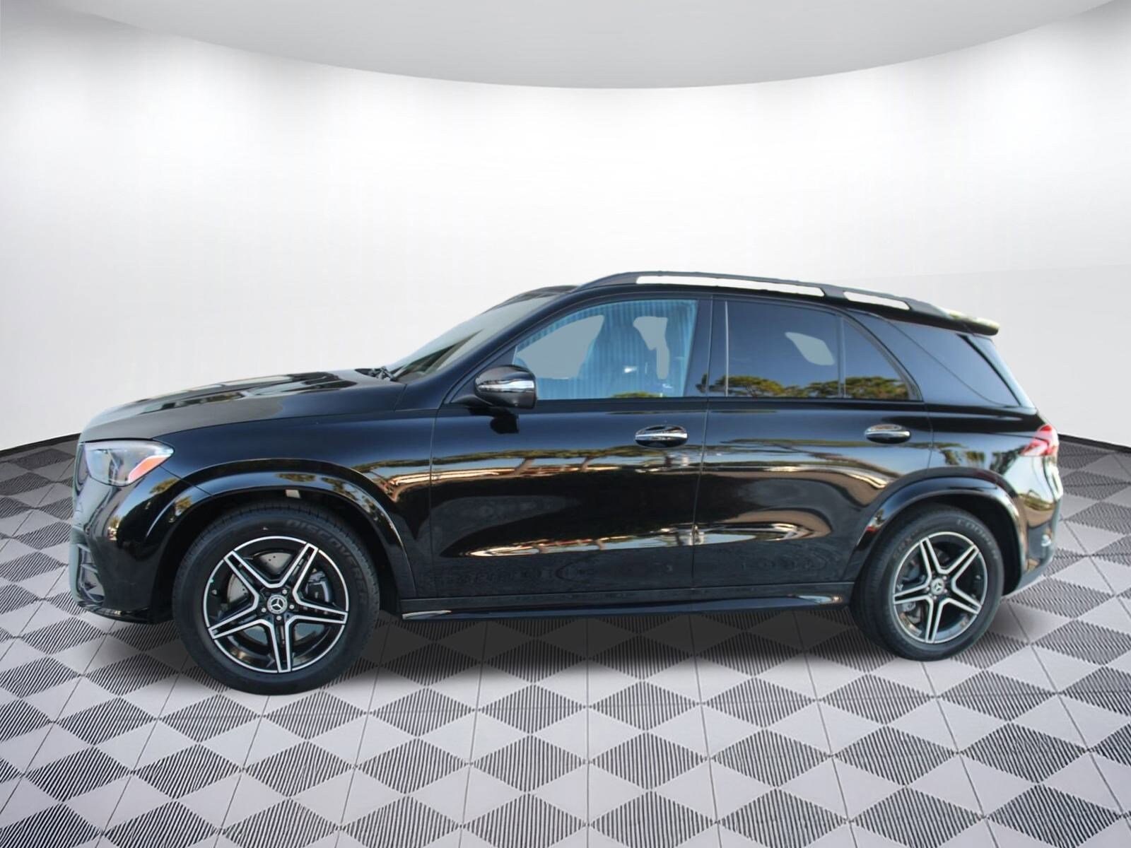 2026 Mercedes Benz GLE 350 4MATIC photo 2