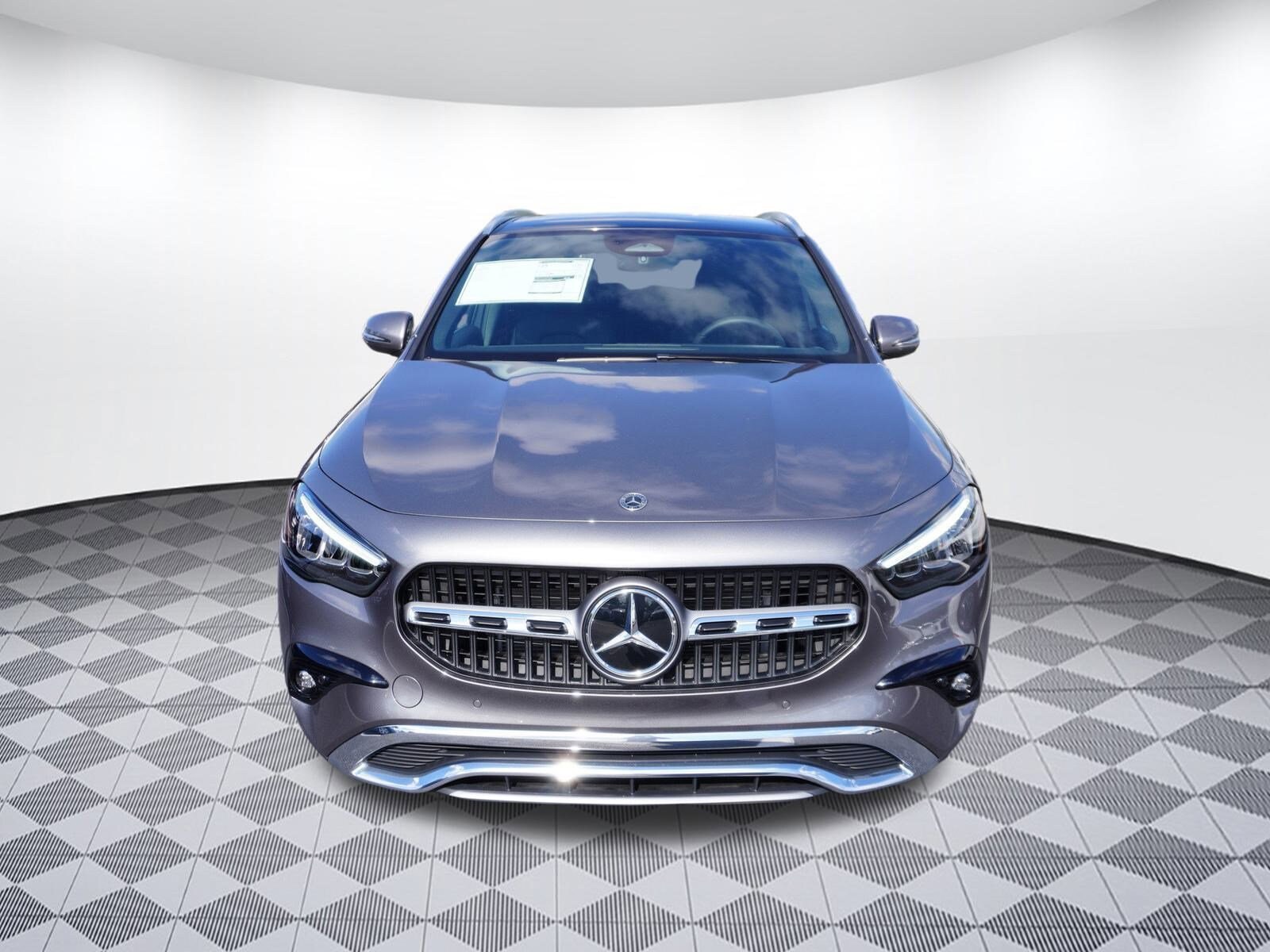 2025 Mercedes Benz GLA 250 photo 3
