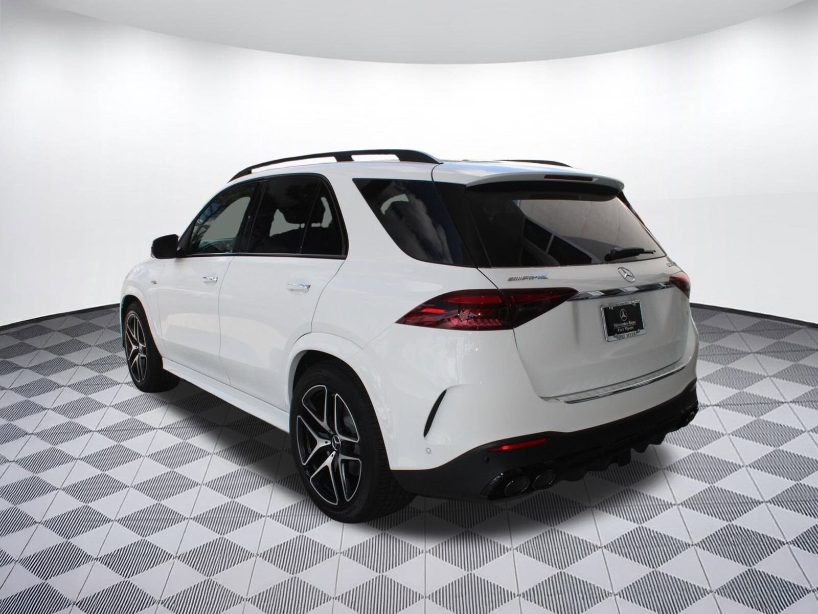 2026 Mercedes Benz GLE AMG 53 photo 3