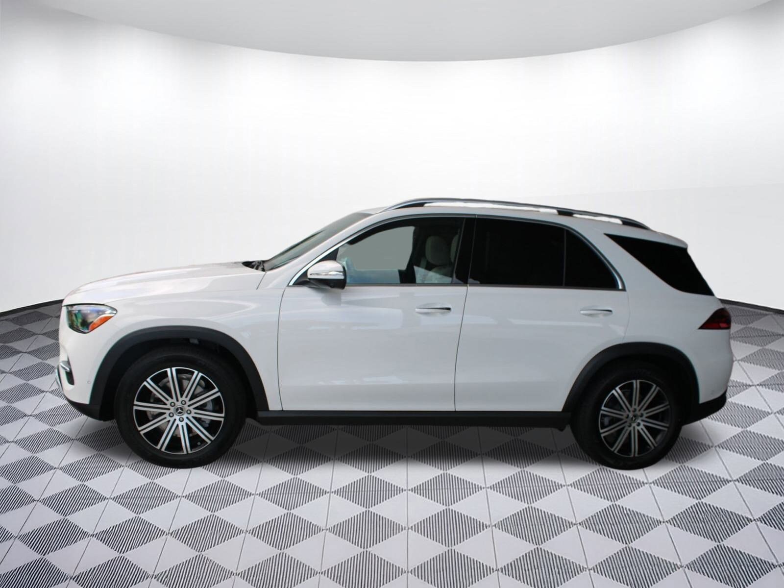2026 Mercedes Benz GLE 350 photo 2