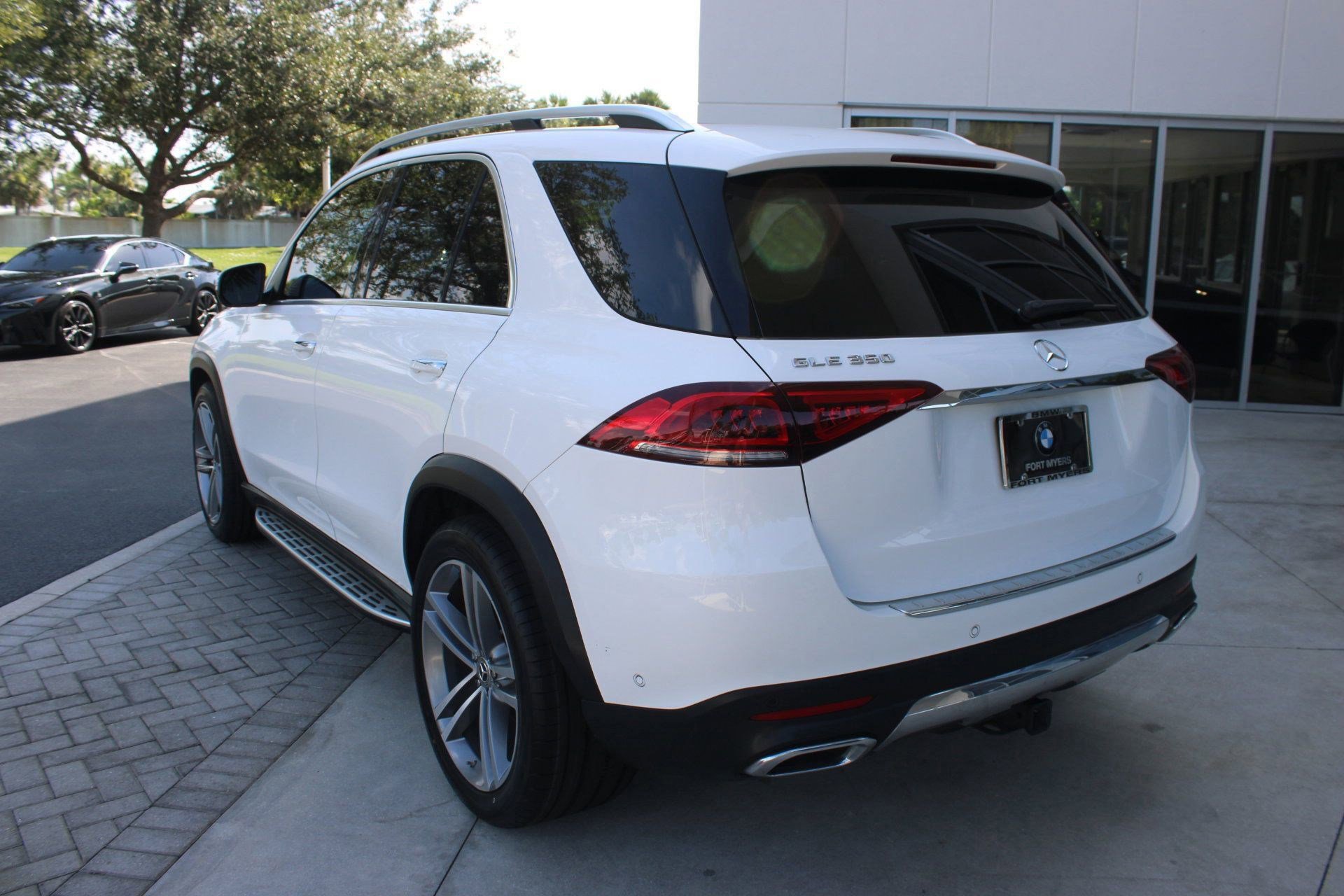 2022 Mercedes Benz GLE 350 photo 2