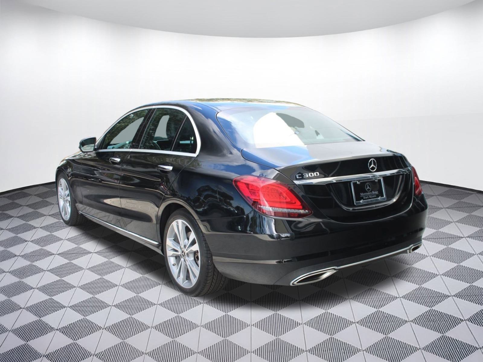 2020 Mercedes Benz C 300 Sedan photo 3