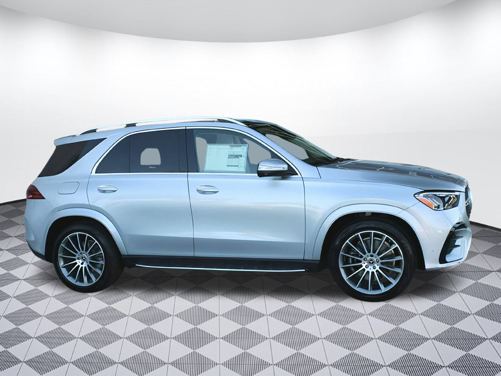 2025 Mercedes Benz GLE 350 AMG photo 2
