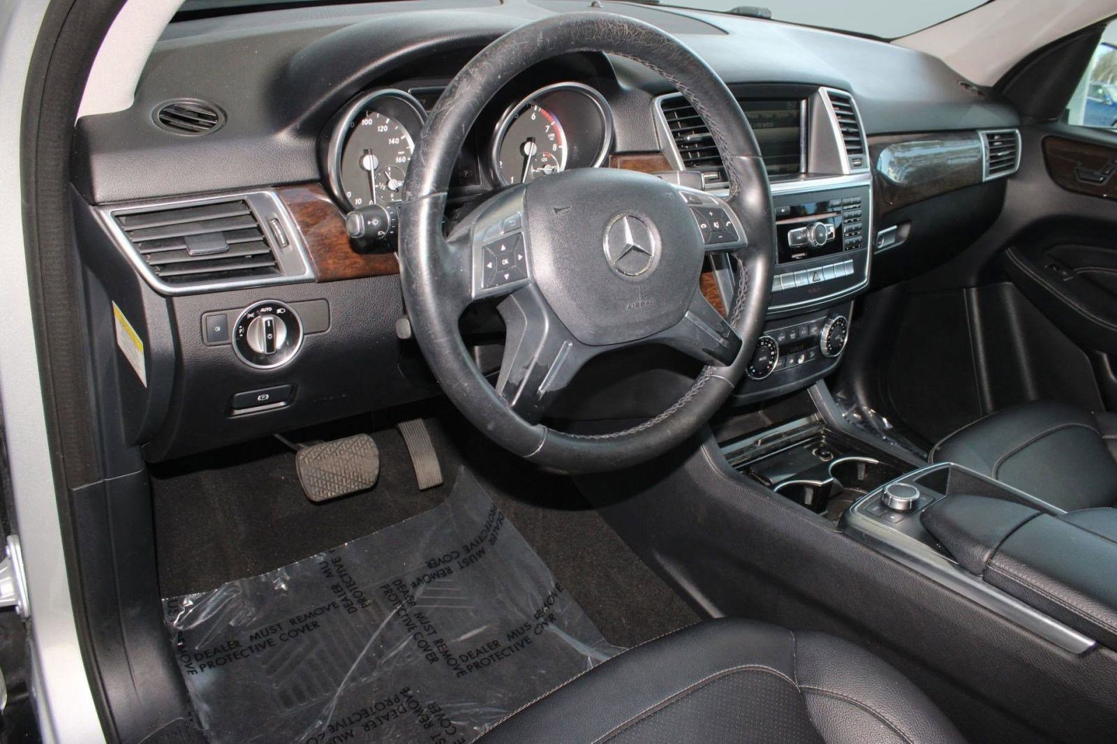 2014 Mercedes Benz ML 350 photo 3