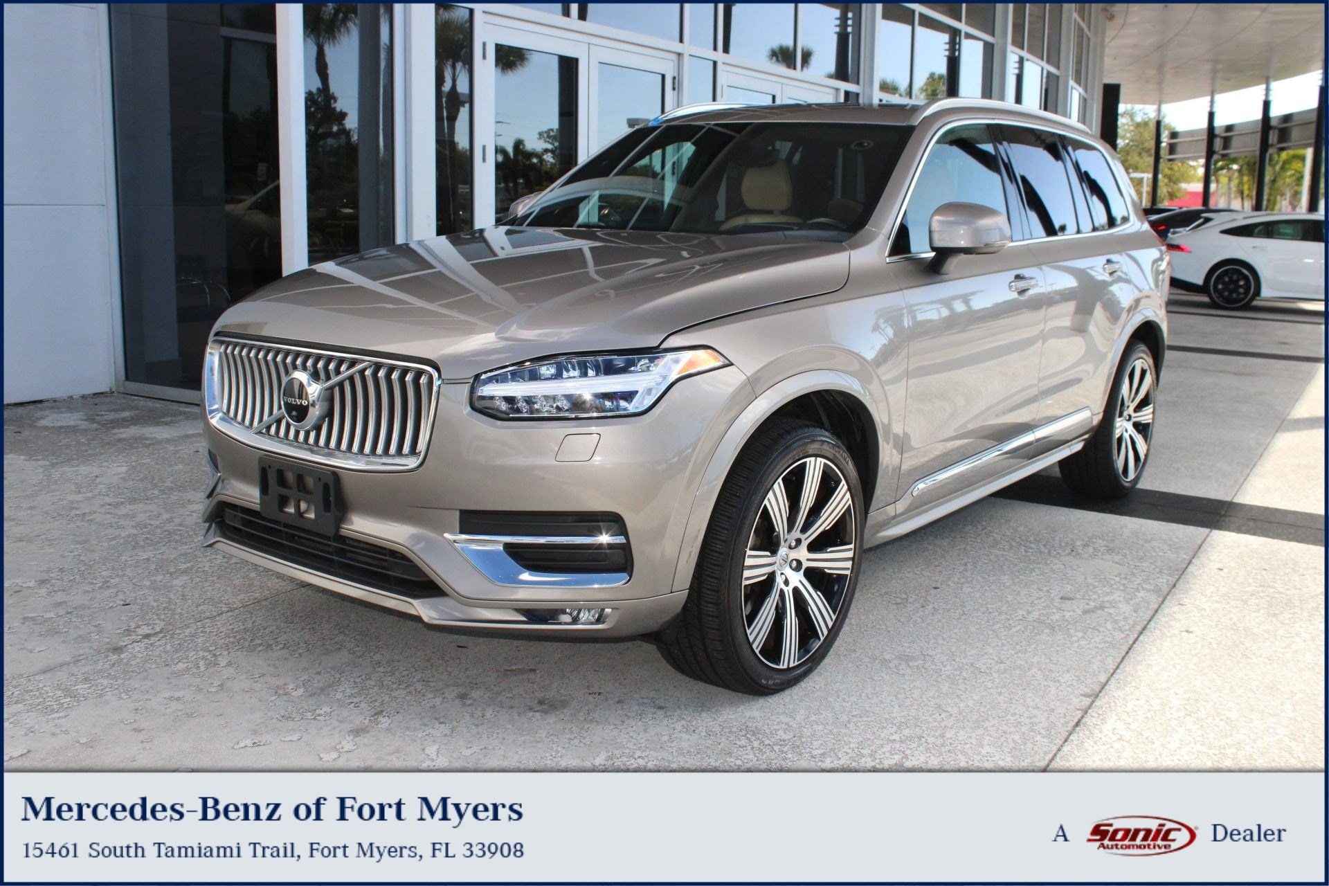 2021 Volvo XC90 Inscription's photo