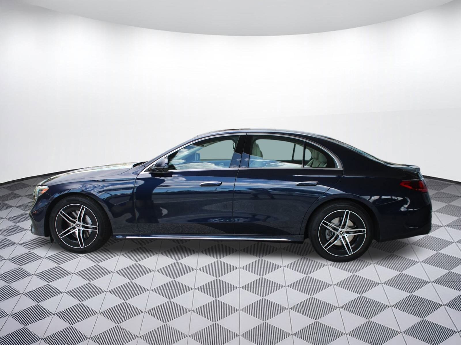 2026 Mercedes Benz E photo 2