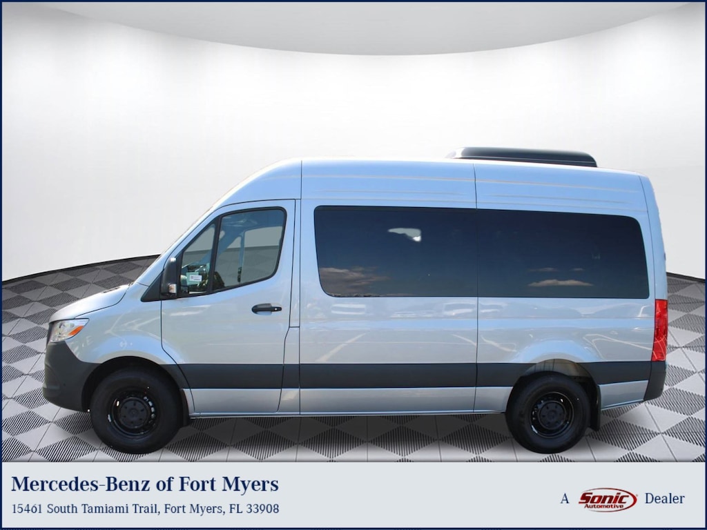 New 2025 Mercedes-Benz Sprinter 2500 Standard Roof 4-Cyl Diesel HO Van Passenger Van