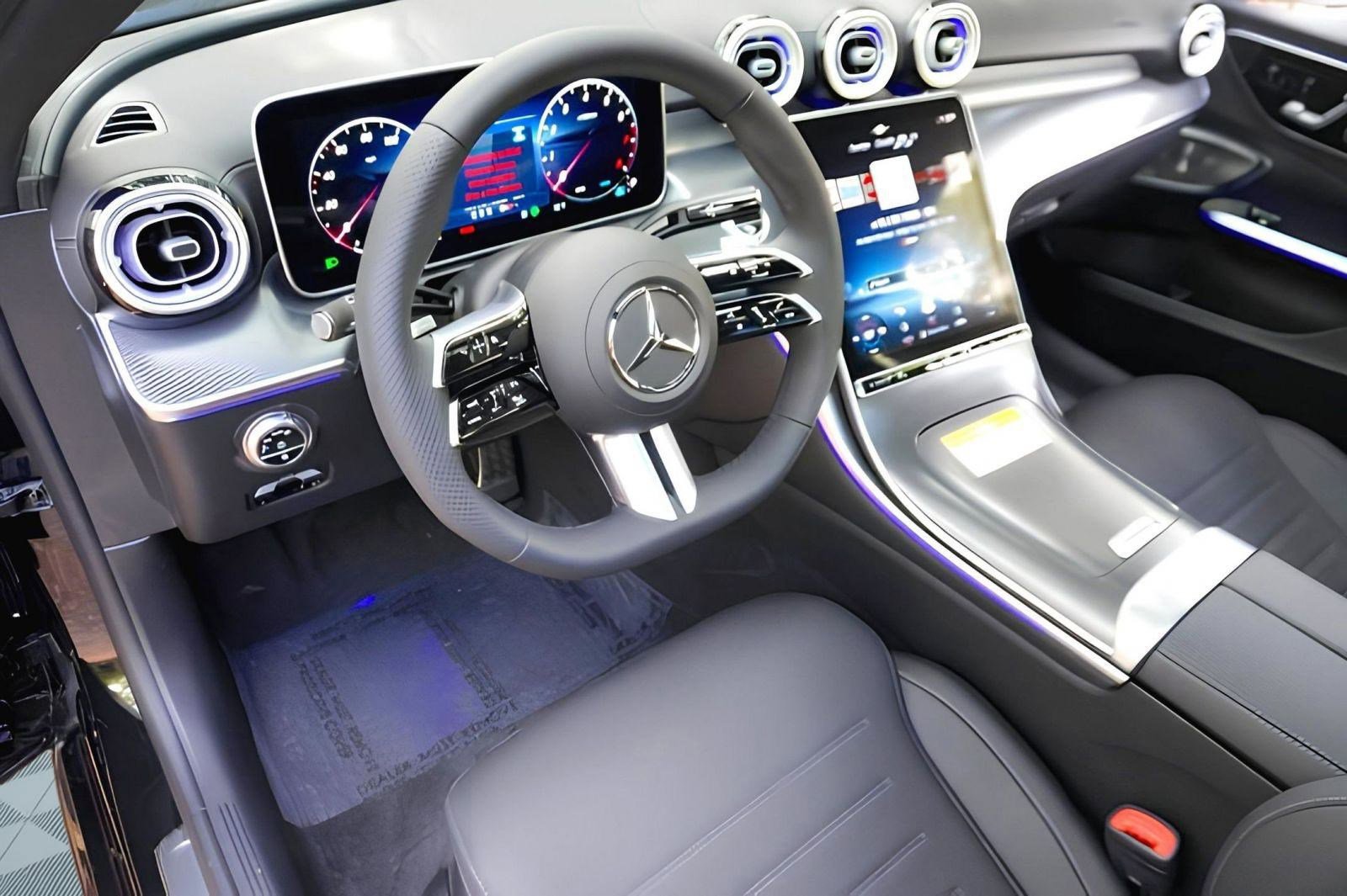 2025 Mercedes Benz C 300 Sedan photo 3