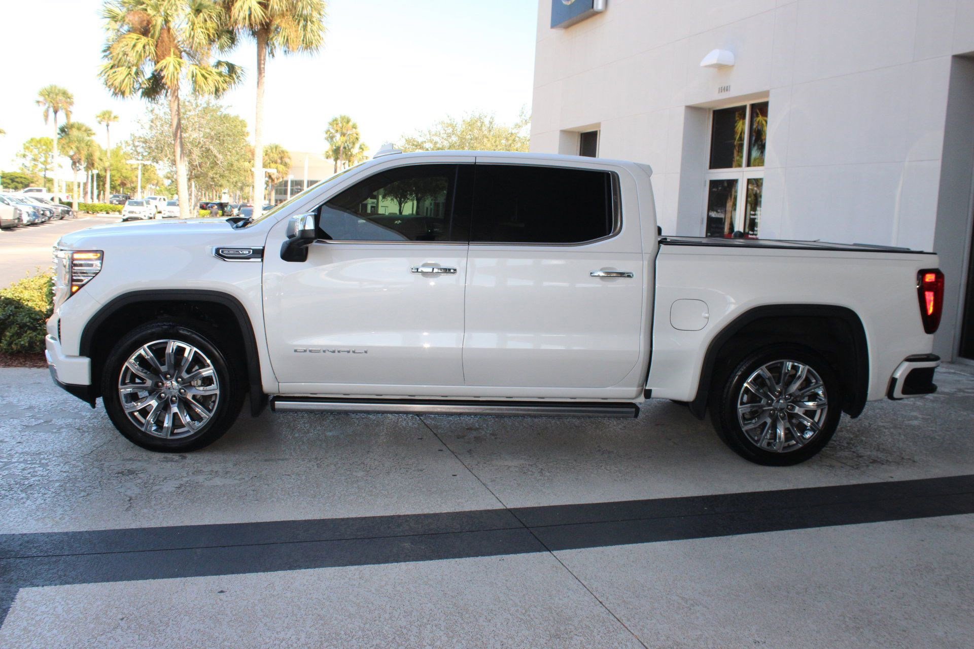 2024 Gmc Sierra 1500 Denali photo 2