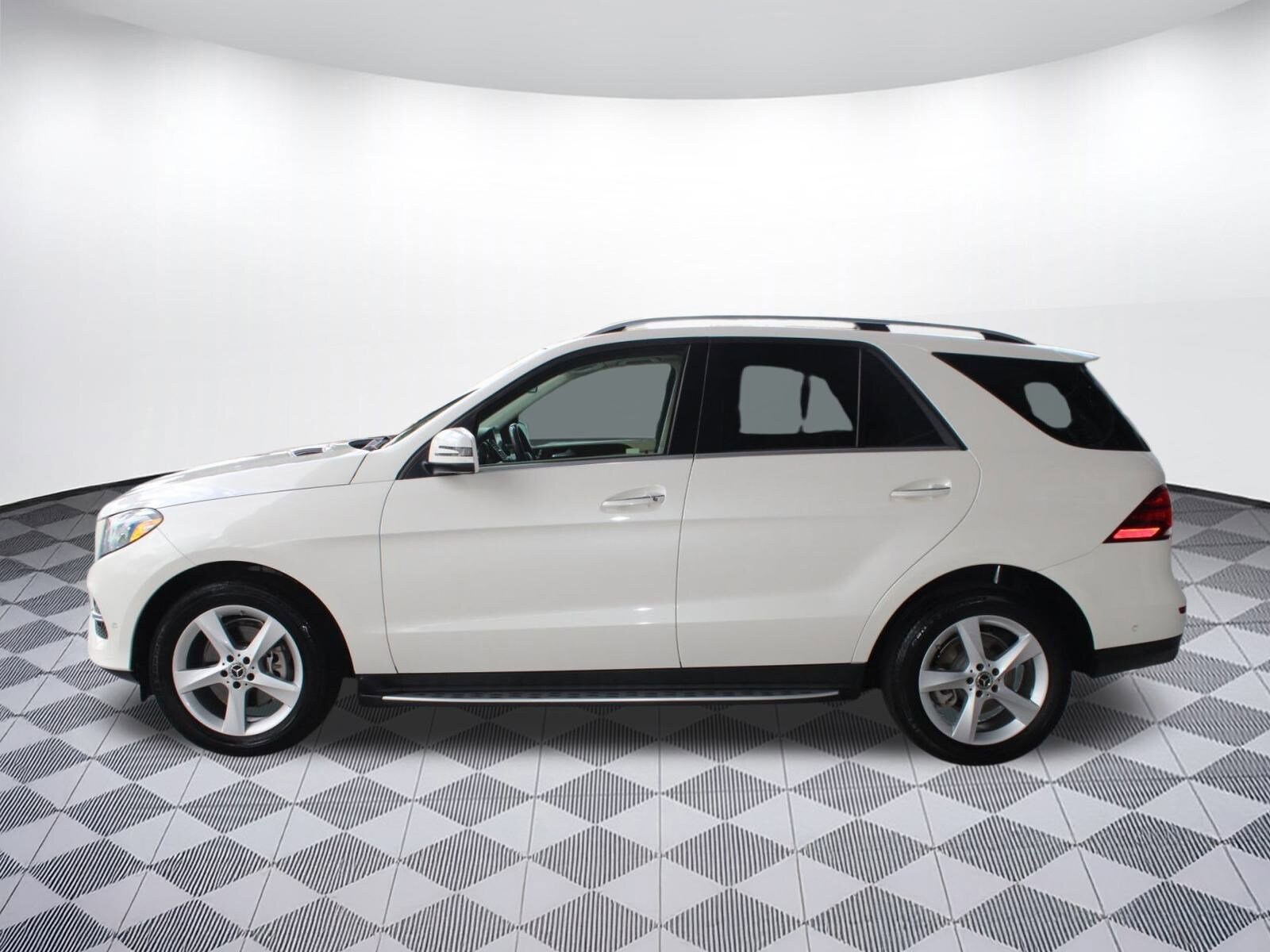 2018 Mercedes Benz GLE 350 photo 2