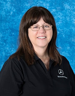 Staff member Beverly Camagnola from ID_963f70c301ea