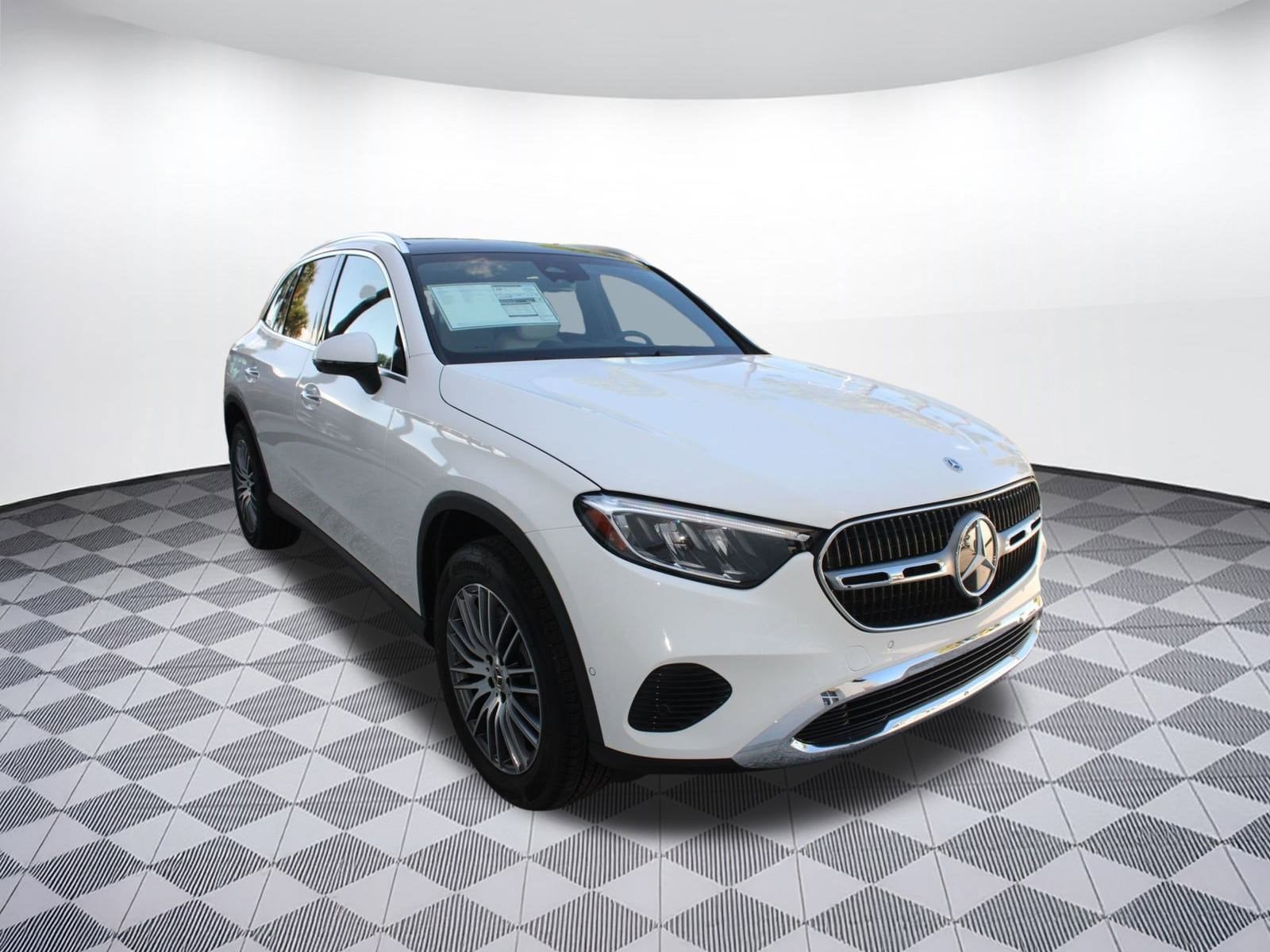 2026 Mercedes-Benz GLC Base - Photo 7