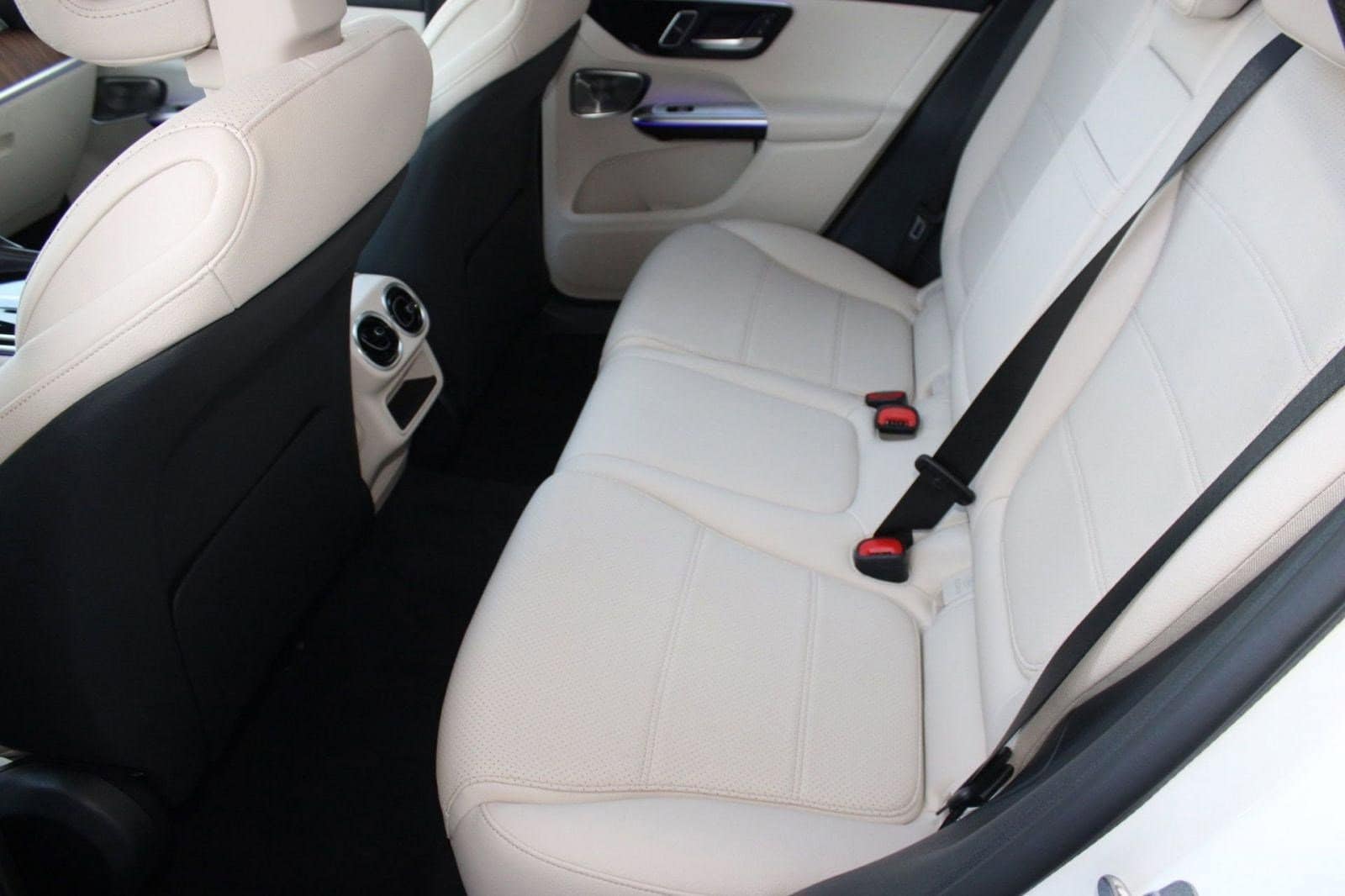2026 Mercedes-Benz GLC Base - Photo 15