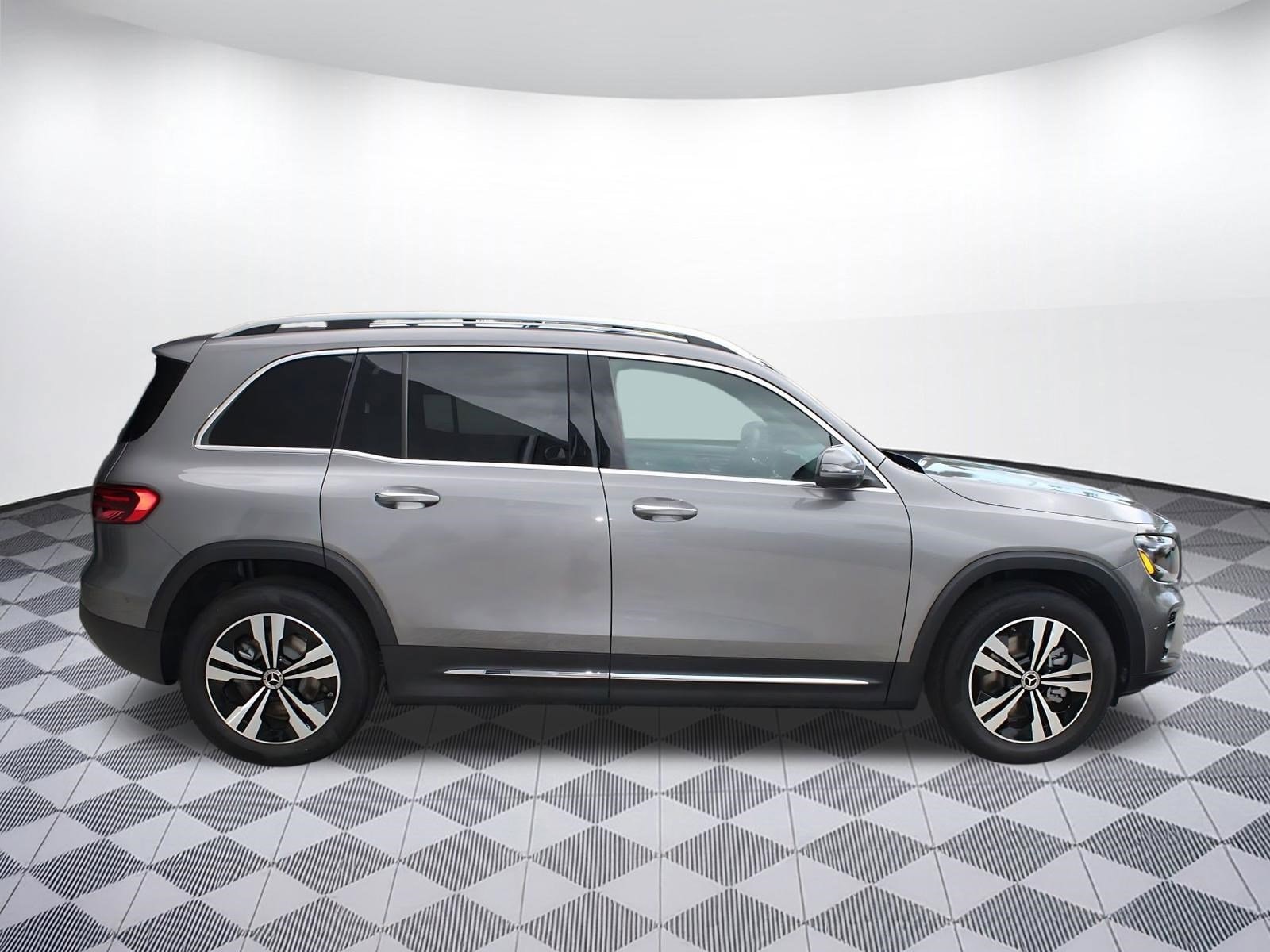 2026 Mercedes-Benz GLB GLB 250 - Photo 8