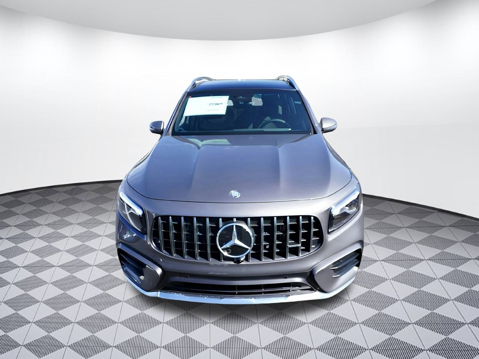 2025 Mercedes Benz GLB AMG 35 photo 3