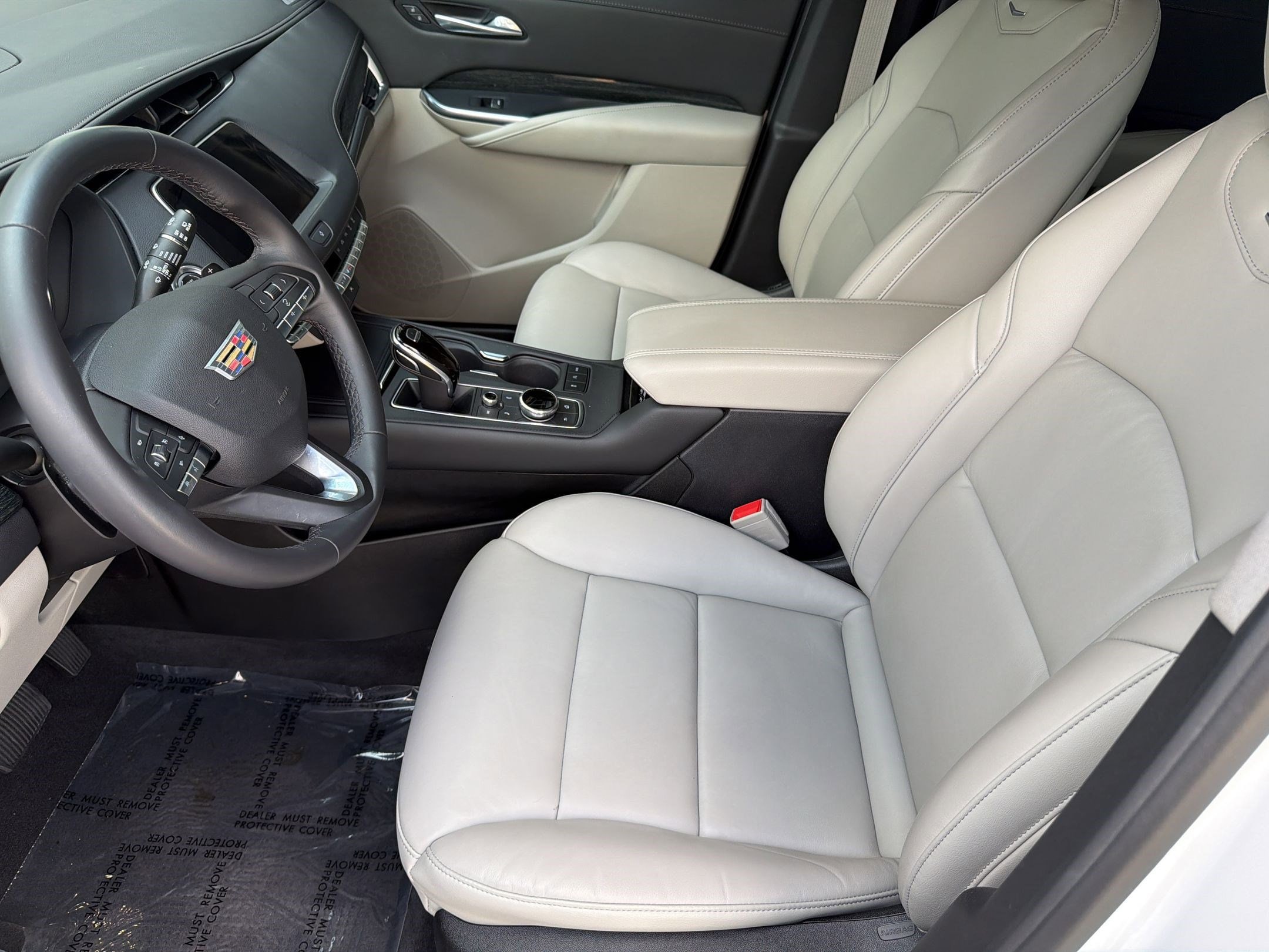 XT4 FWD Premium Luxury SUV