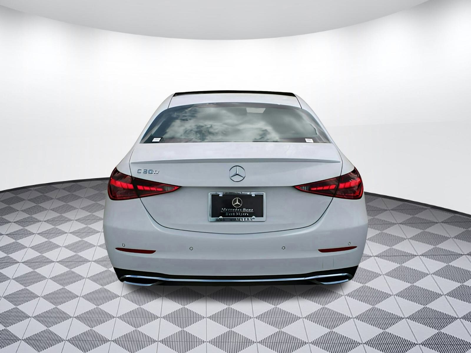 2025 Mercedes Benz C 300 Sedan photo 4