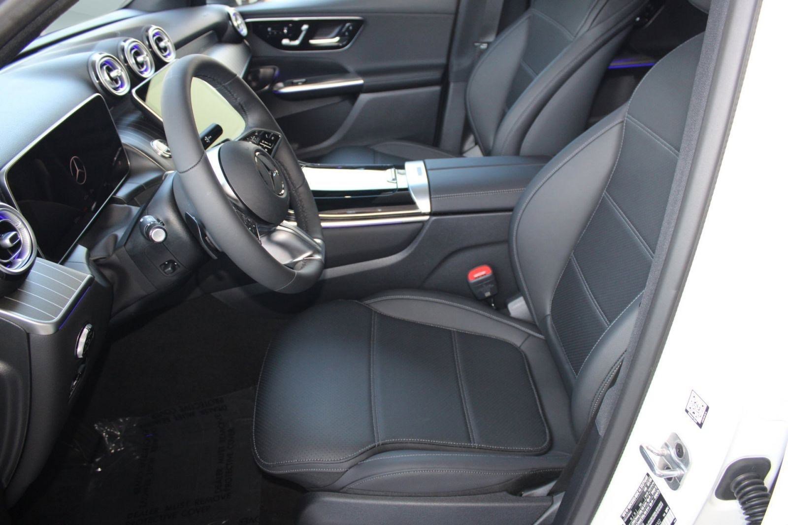 2026 Mercedes Benz GLC 350e 4MATIC photo 4