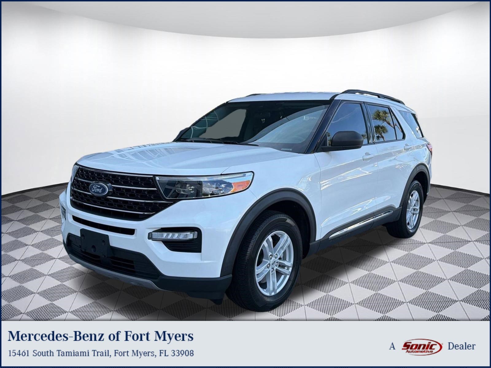 2021 Ford Explorer XLT 4WD's photo