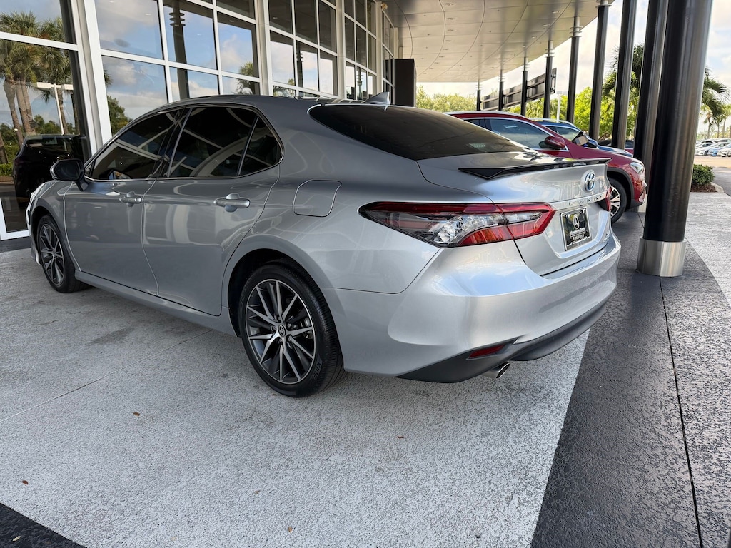 Used 2023 Toyota Camry Hybrid Hybrid XLE Sedan