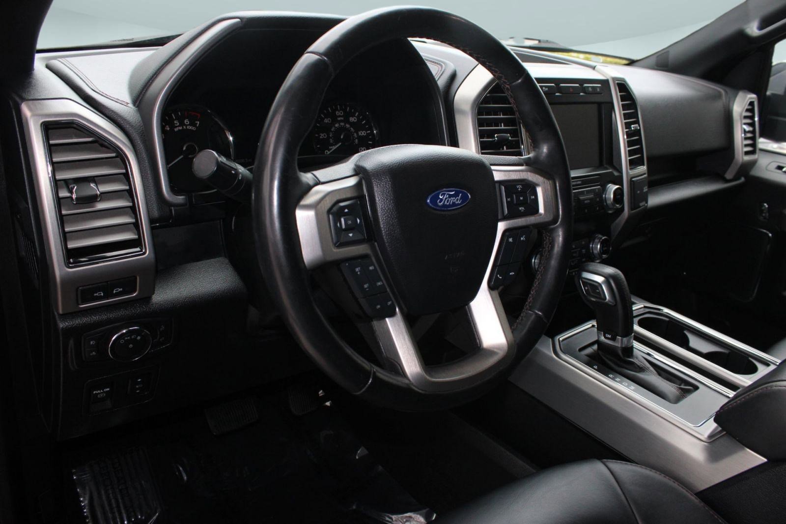2020 Ford F-150 Platinum photo 4