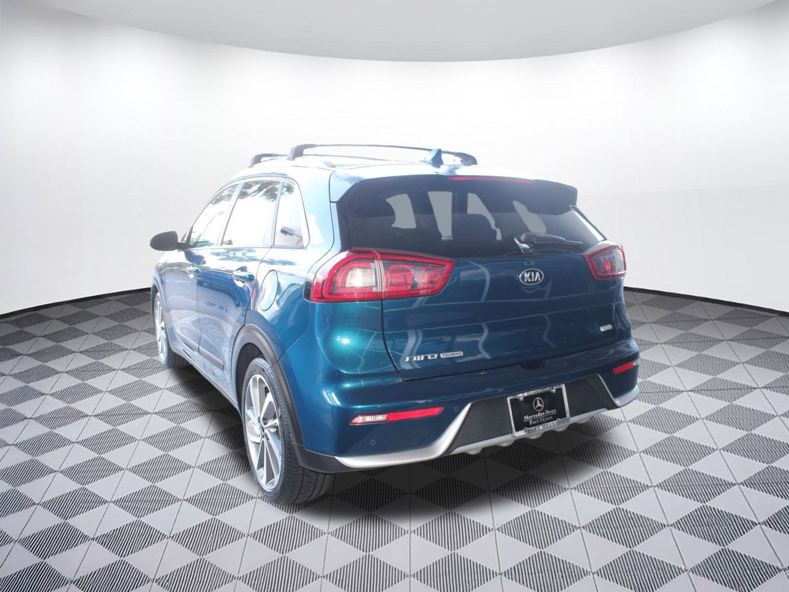 2019 Kia Niro Touring photo 3