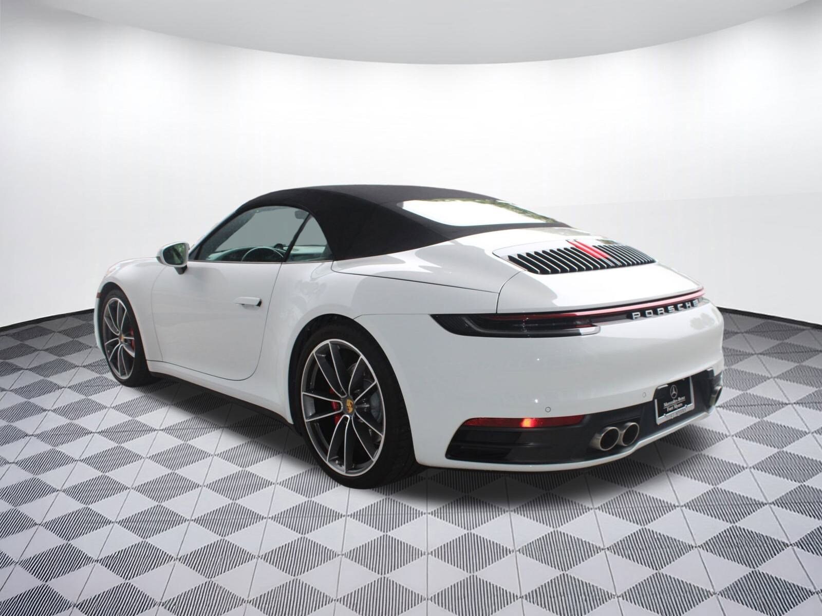 2020 Porsche 911 S Cabriolet photo 3
