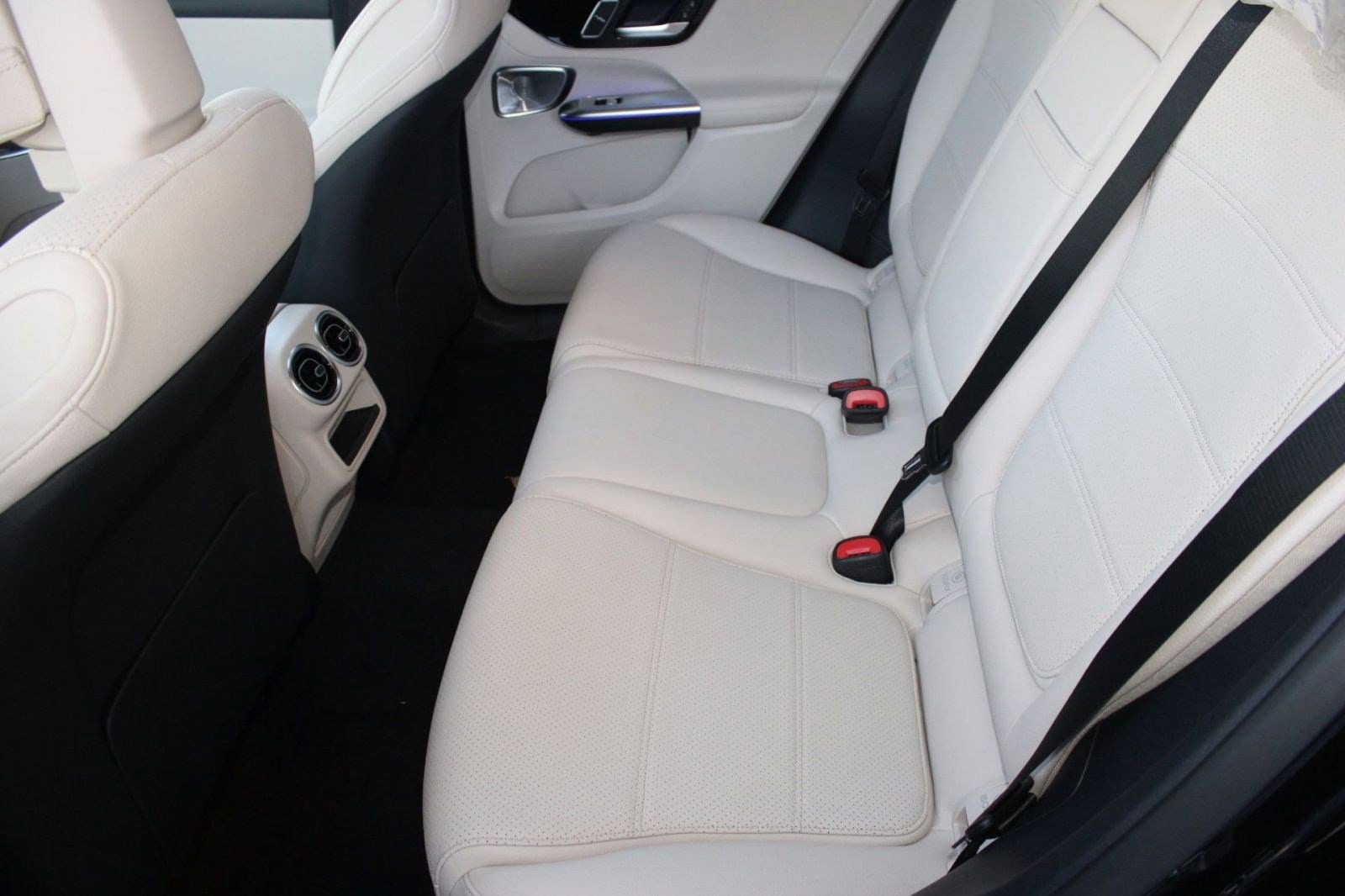 2026 Mercedes-Benz GLC Base - Photo 15