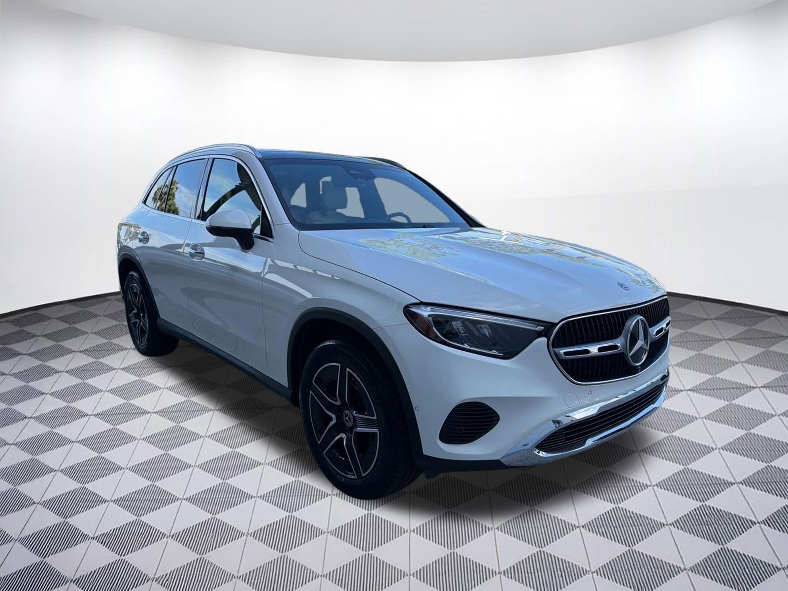 2026 Mercedes-Benz GLC Base - Photo 7