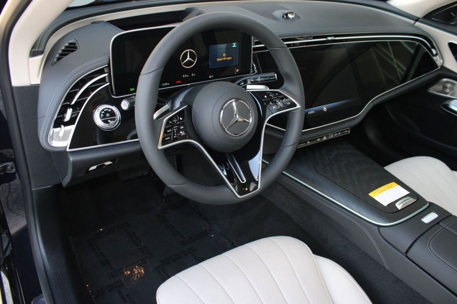 2026 Mercedes Benz E 450 4MATIC photo 4