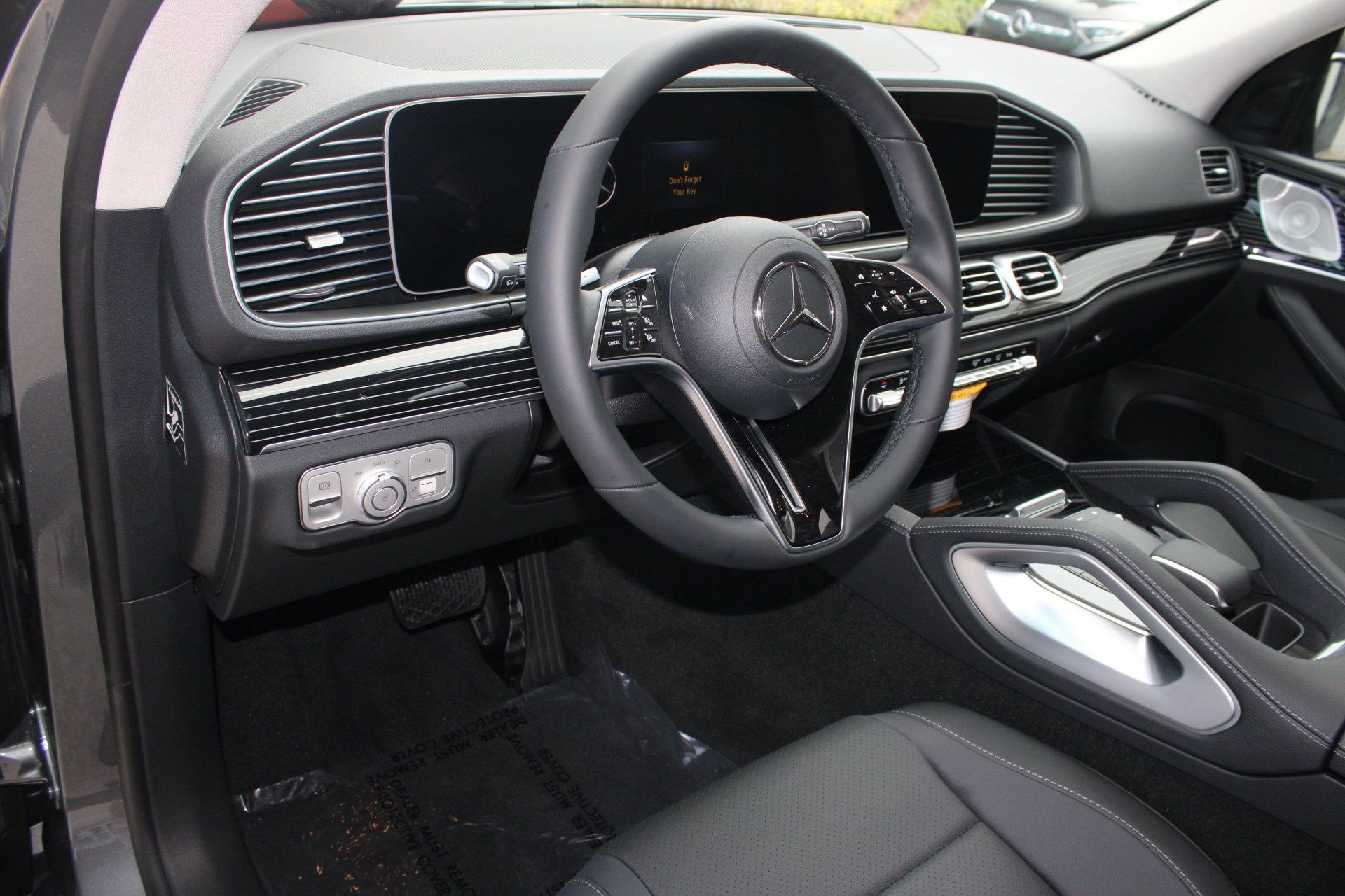 2026 Mercedes Benz GLE 350 4MATIC photo 2