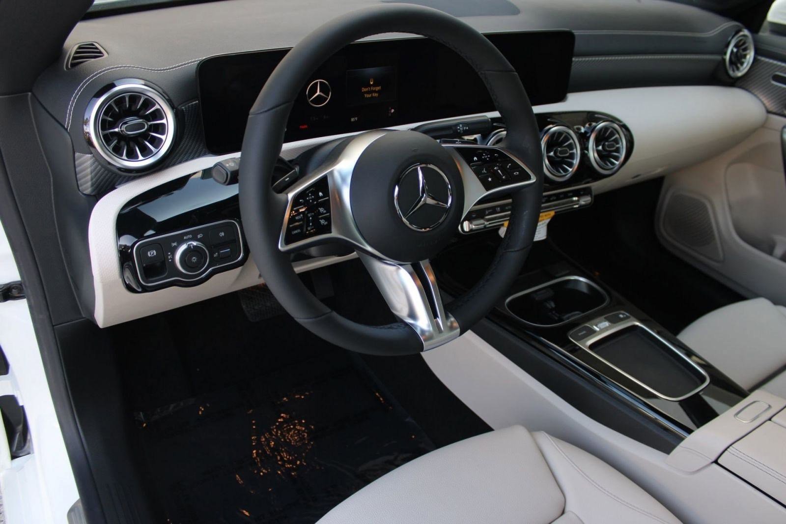 2026 Mercedes Benz CLA 250 photo 4