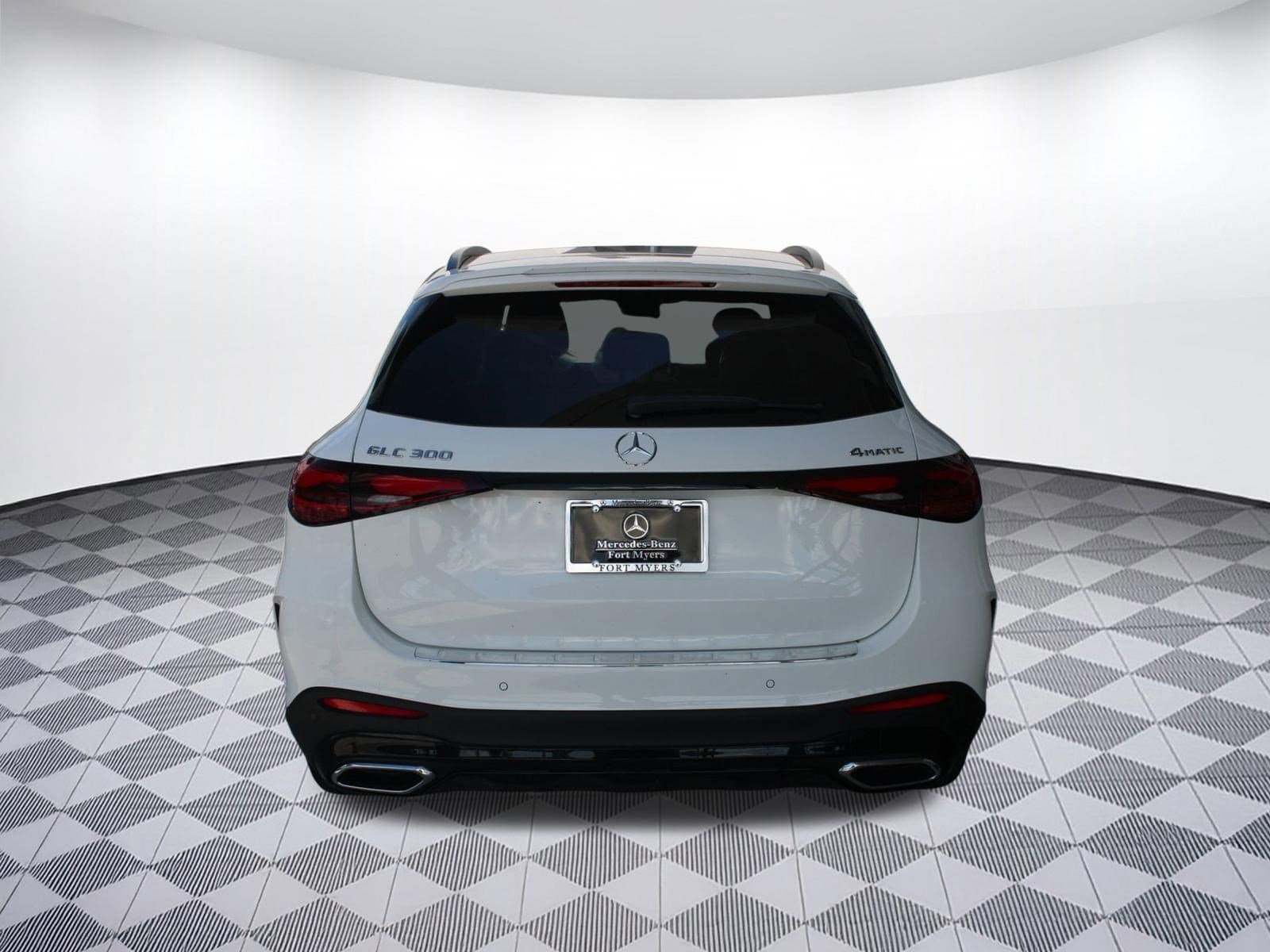 2026 Mercedes-Benz GLC Base - Photo 10