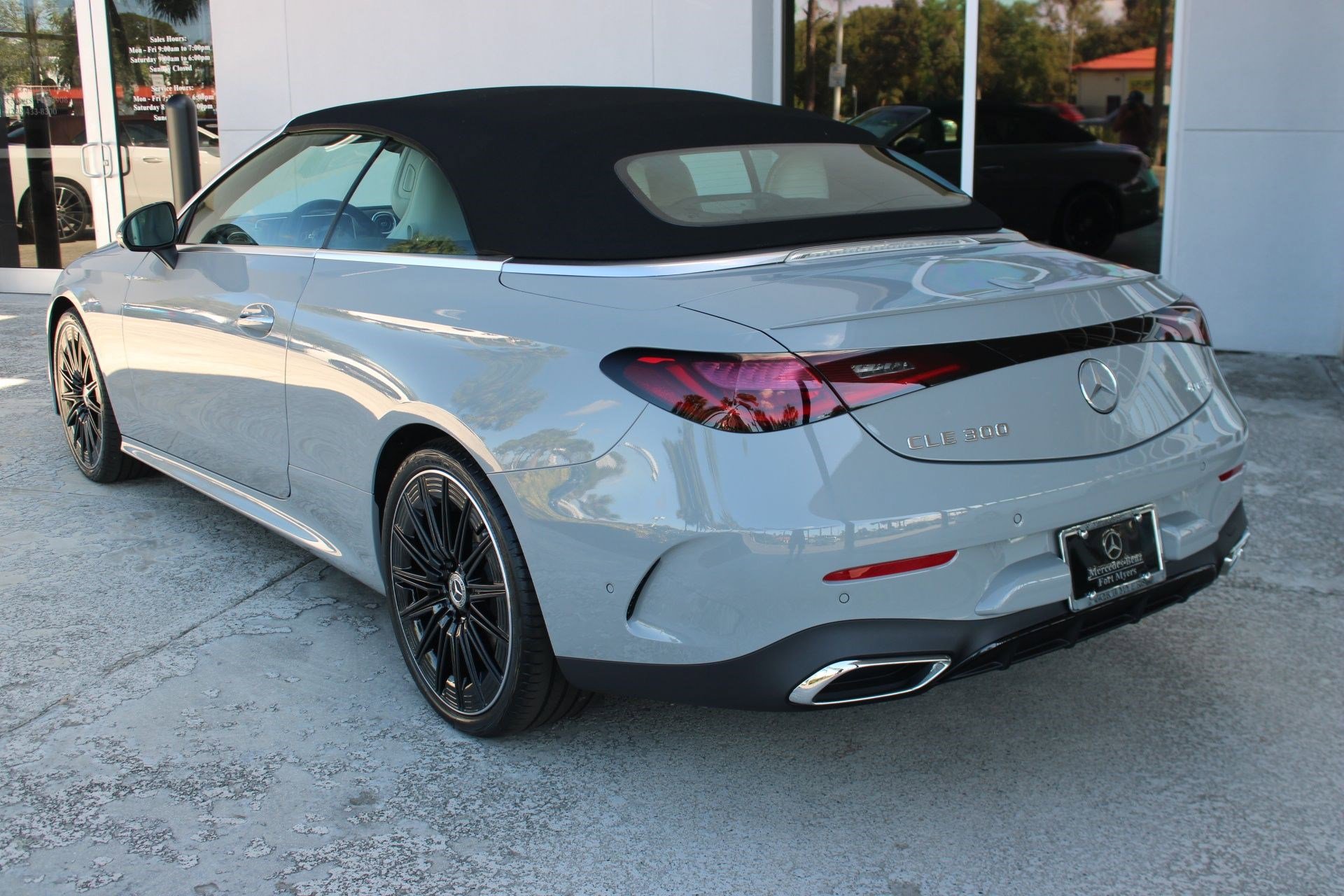 2026 Mercedes Benz CLE 300 4MATIC photo 3