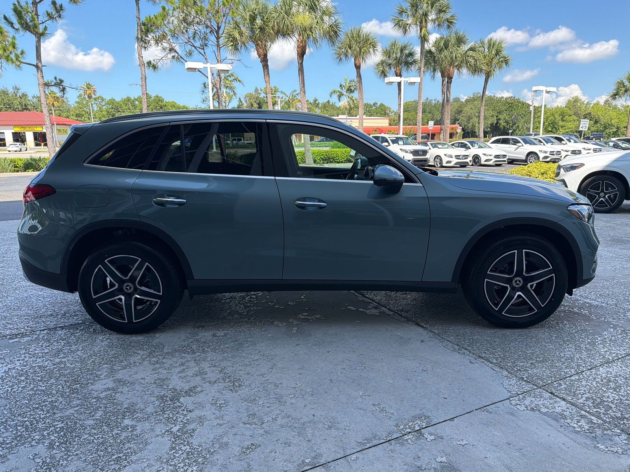 GLC 300 4MATIC SUV