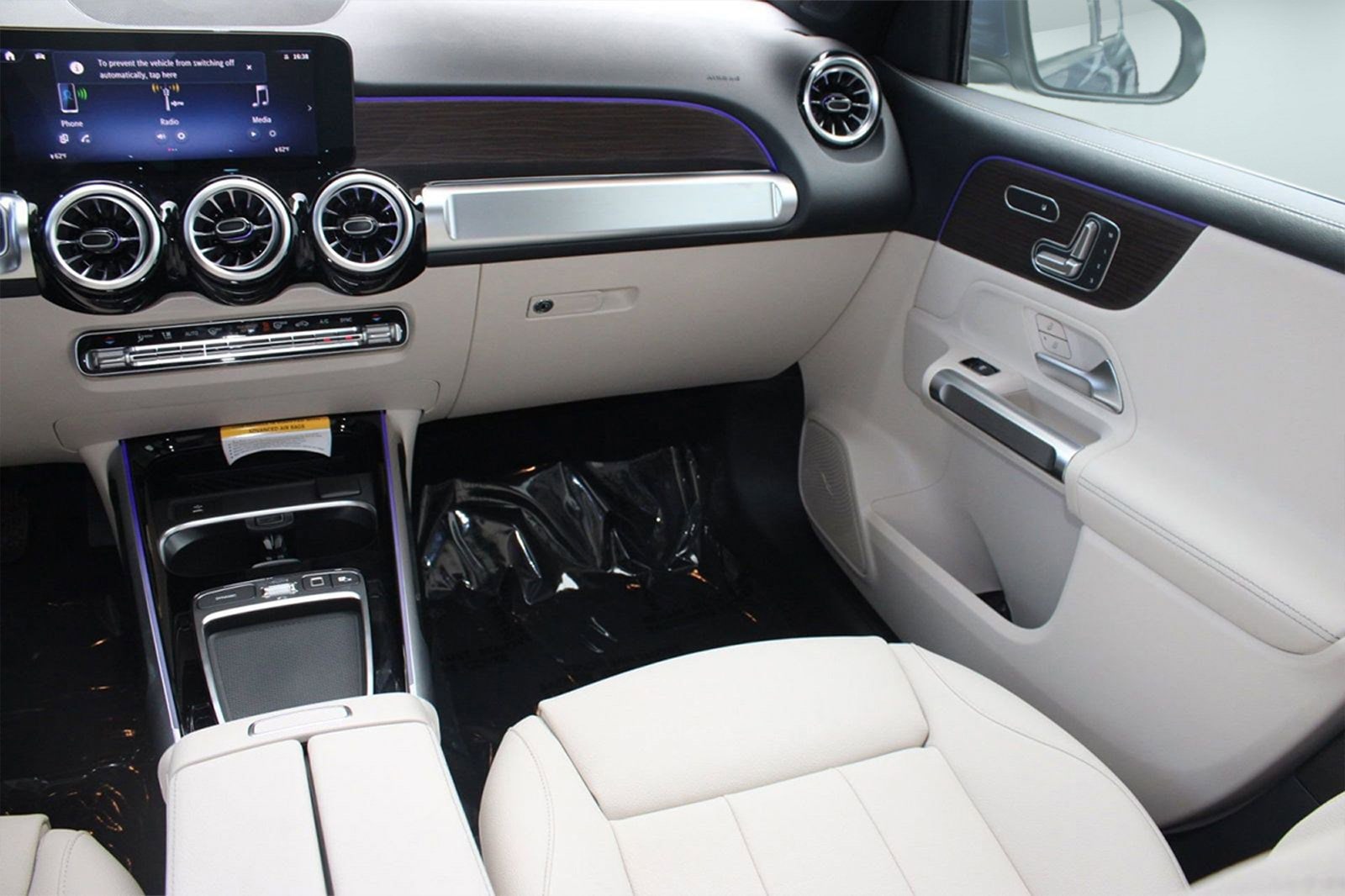 2026 Mercedes-Benz GLB GLB 250 - Photo 29