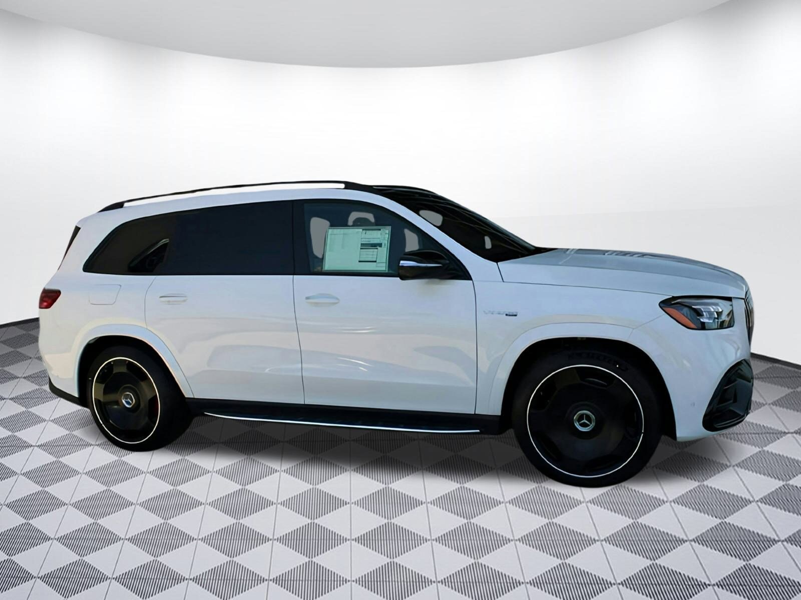 2025 Mercedes Benz GLS AMG 63 photo 2