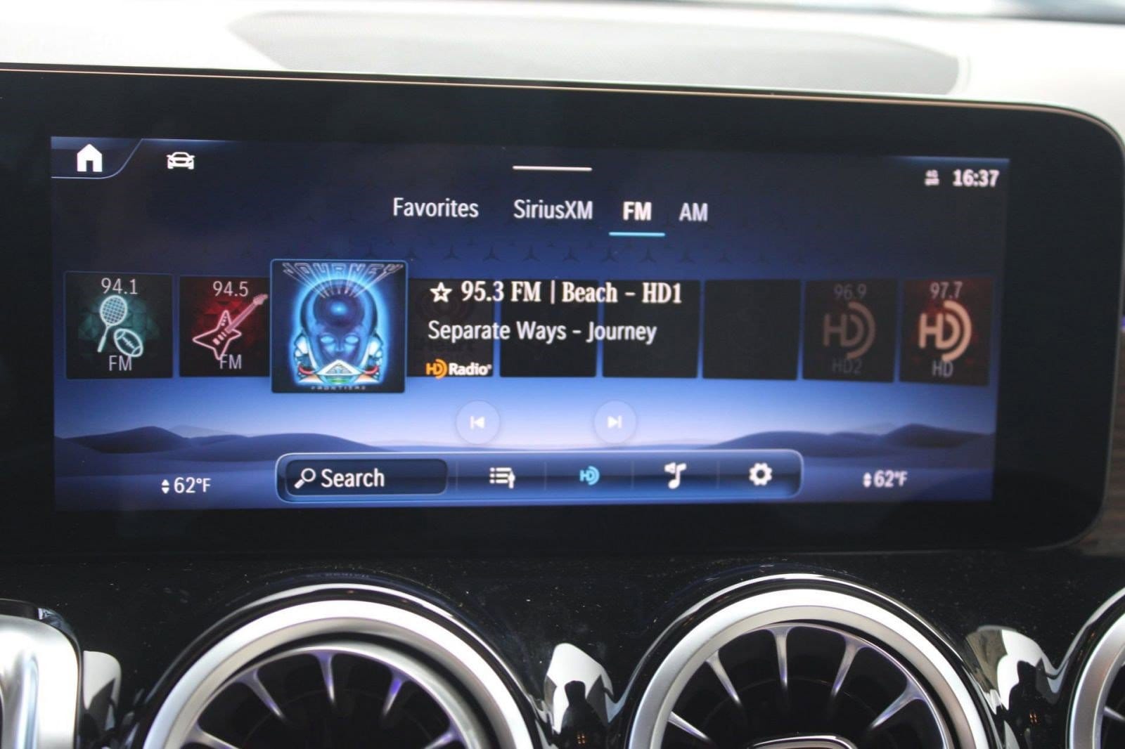 2026 Mercedes-Benz GLB GLB 250 - Photo 23