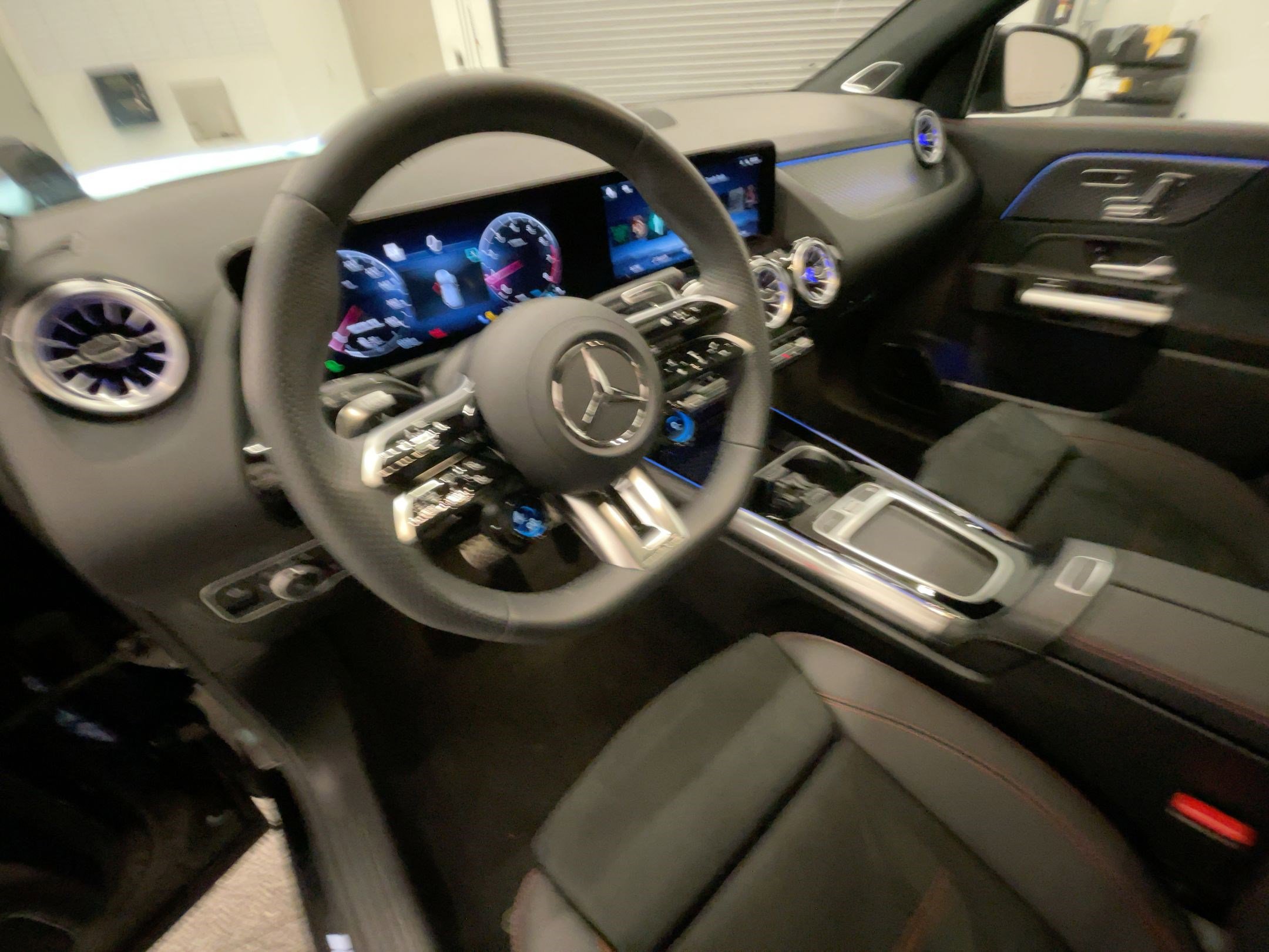 2025 Mercedes Benz GLA AMG 35 4MATIC photo 4