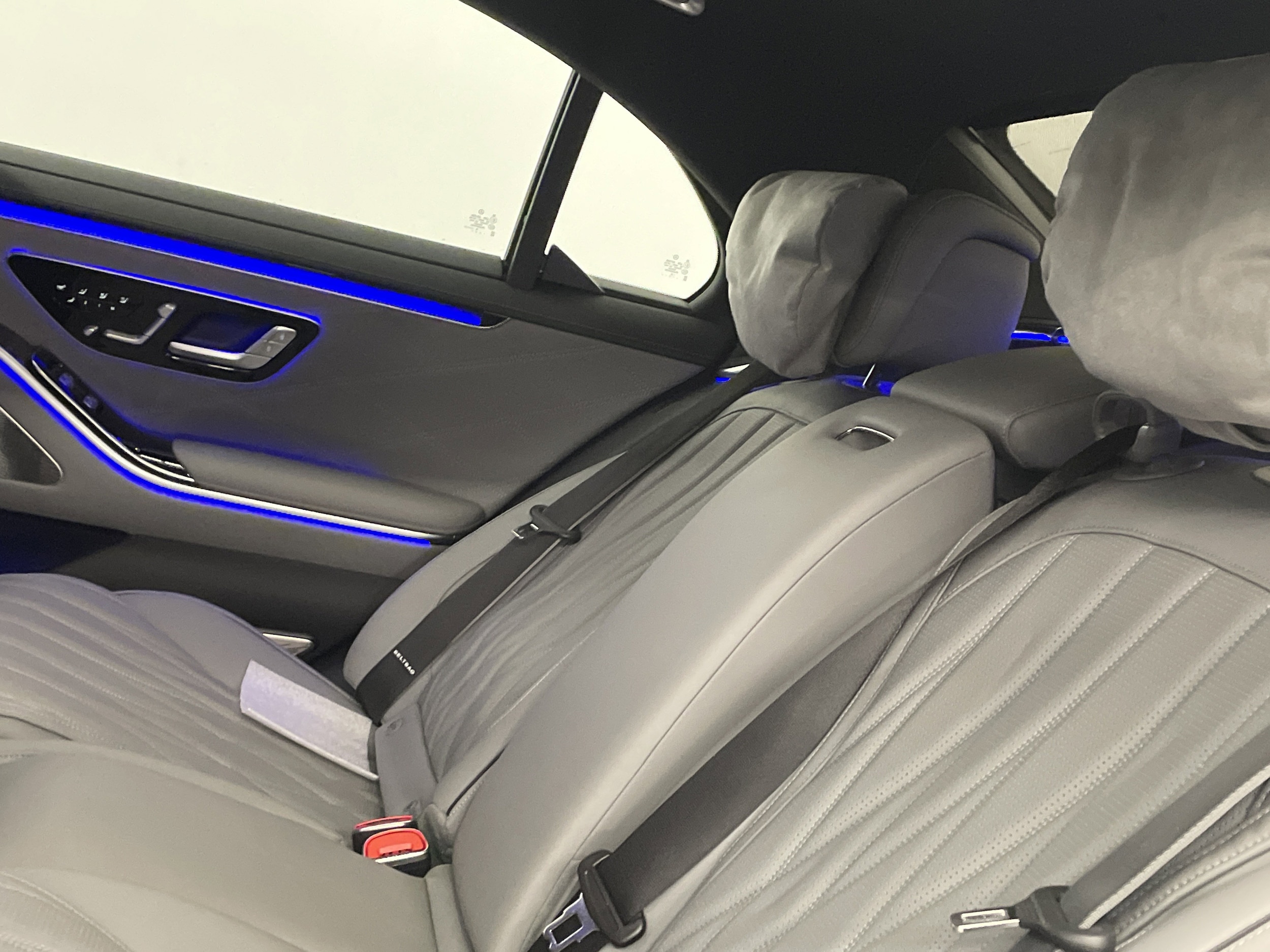 2026 Mercedes-Benz S-Class AMG S 63 - Photo 18