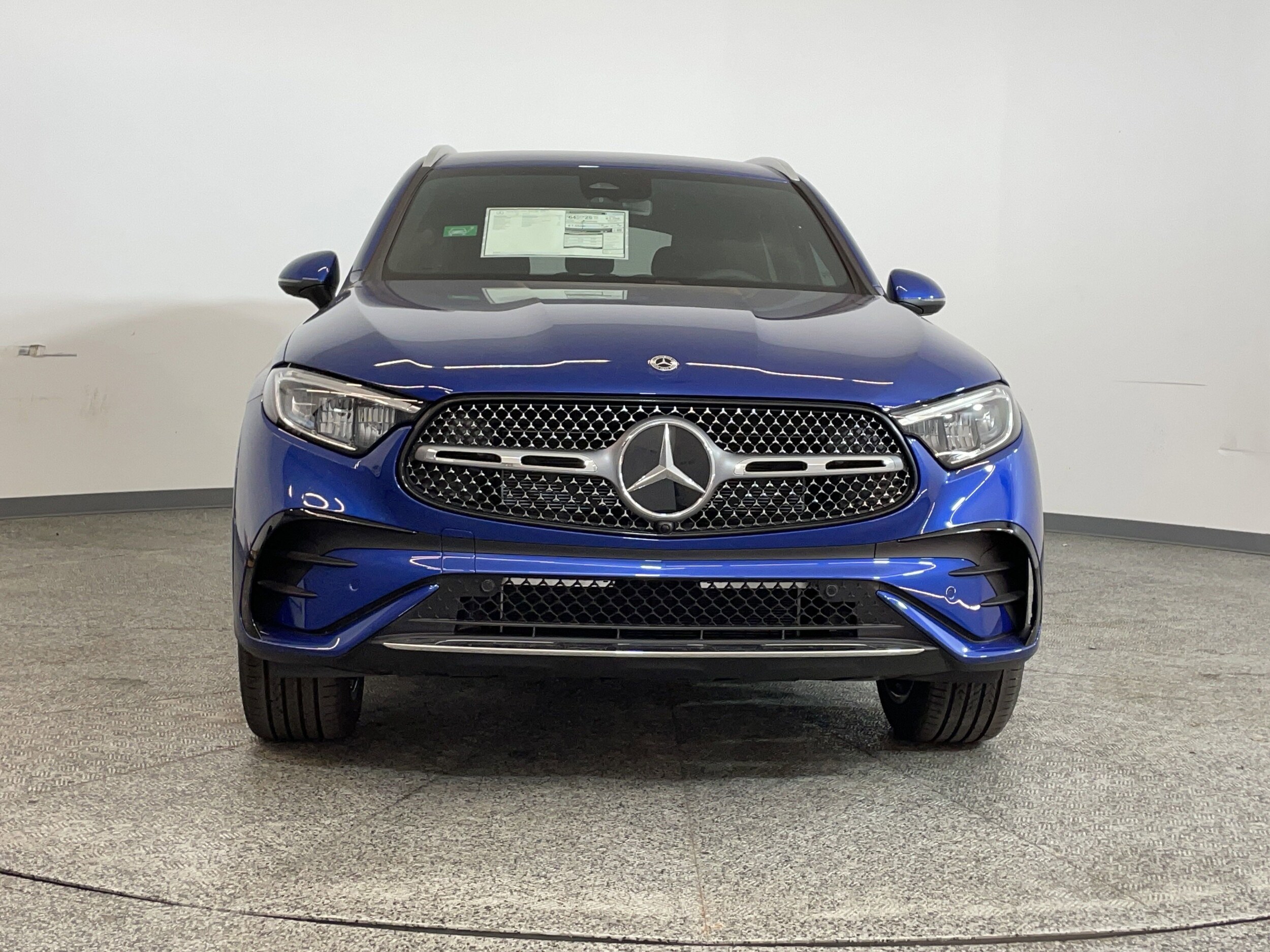 2025 Mercedes Benz GLC 350e 4MATIC photo 2