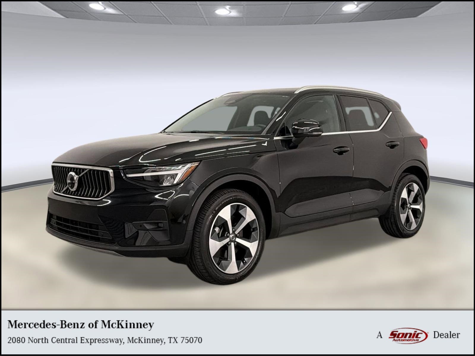 2025 Volvo XC40 B5 Plus Bright AWD's photo