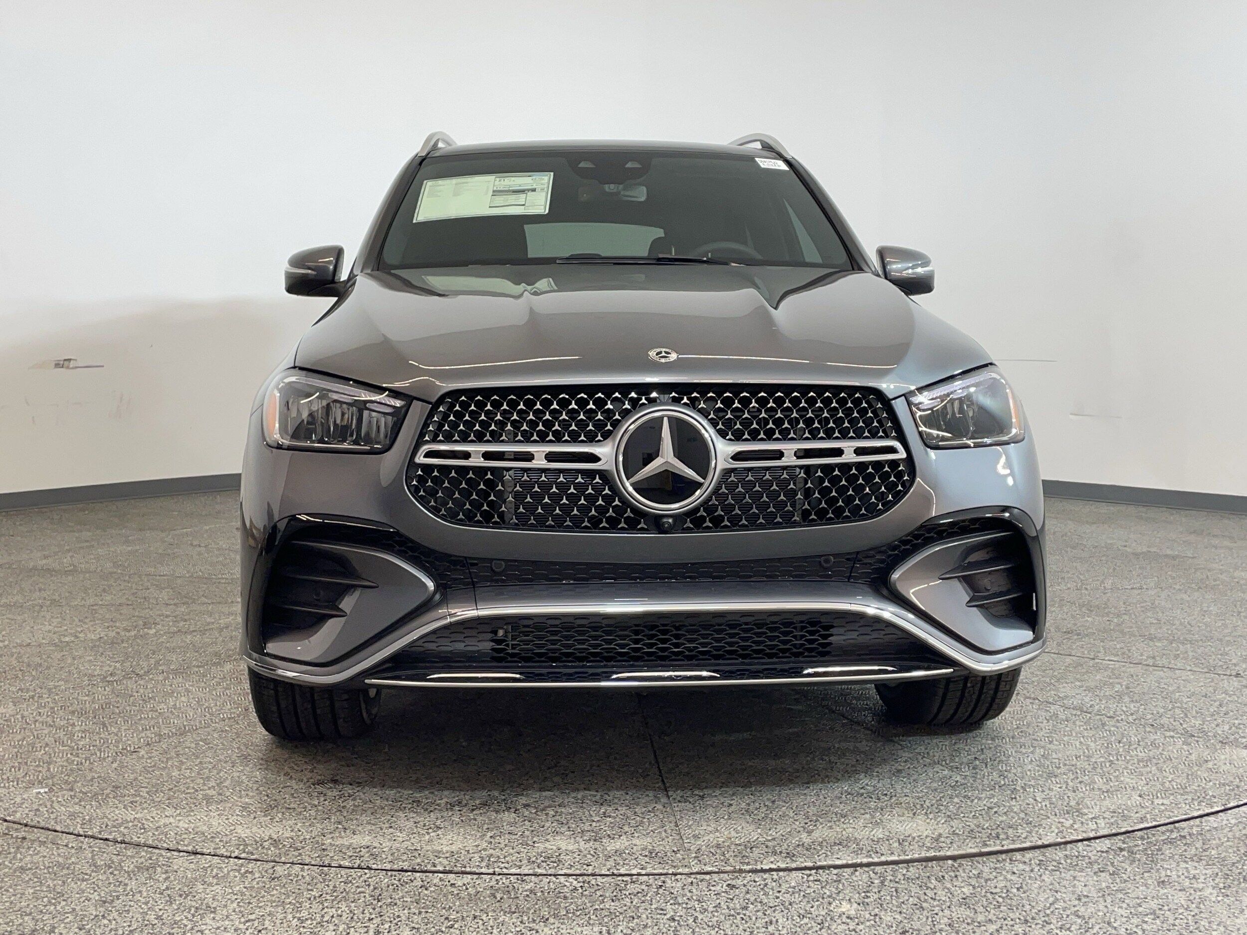 2025 Mercedes Benz GLE 450 4MATIC photo 2