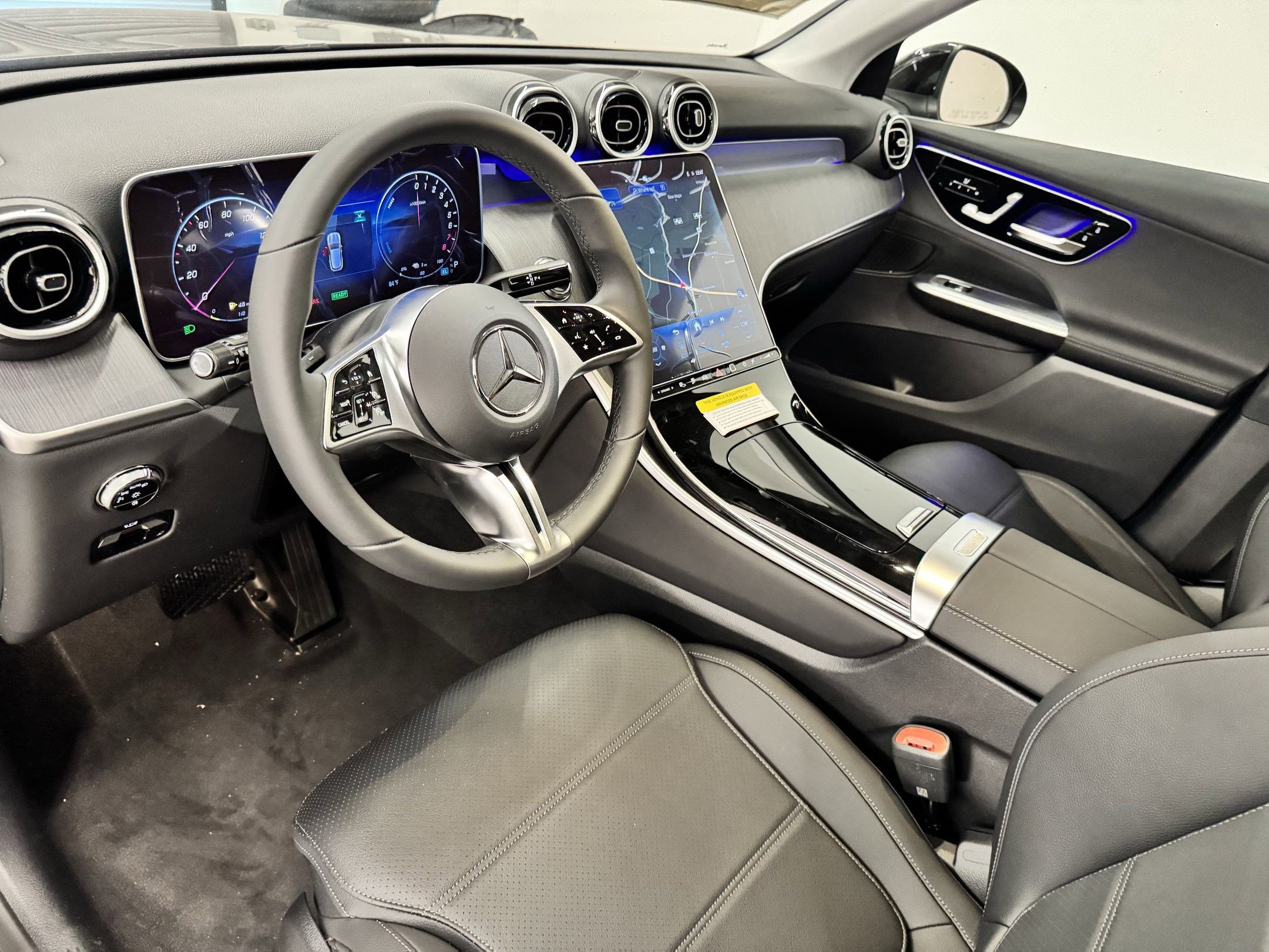 2026 Mercedes Benz GLC 350e 4MATIC photo 2